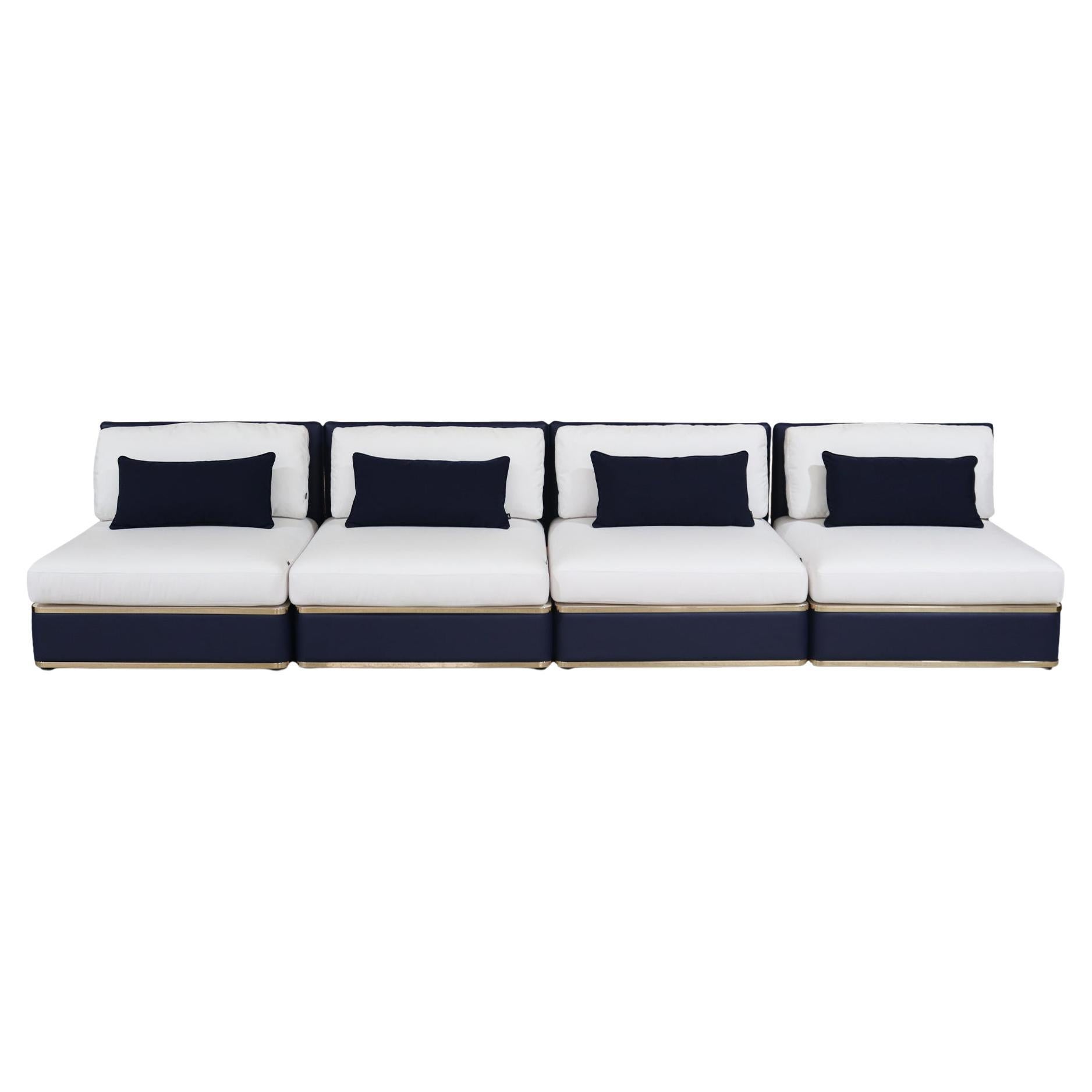 Canapé d'extérieur modulaire avec cadre blanc et accents marines en vente