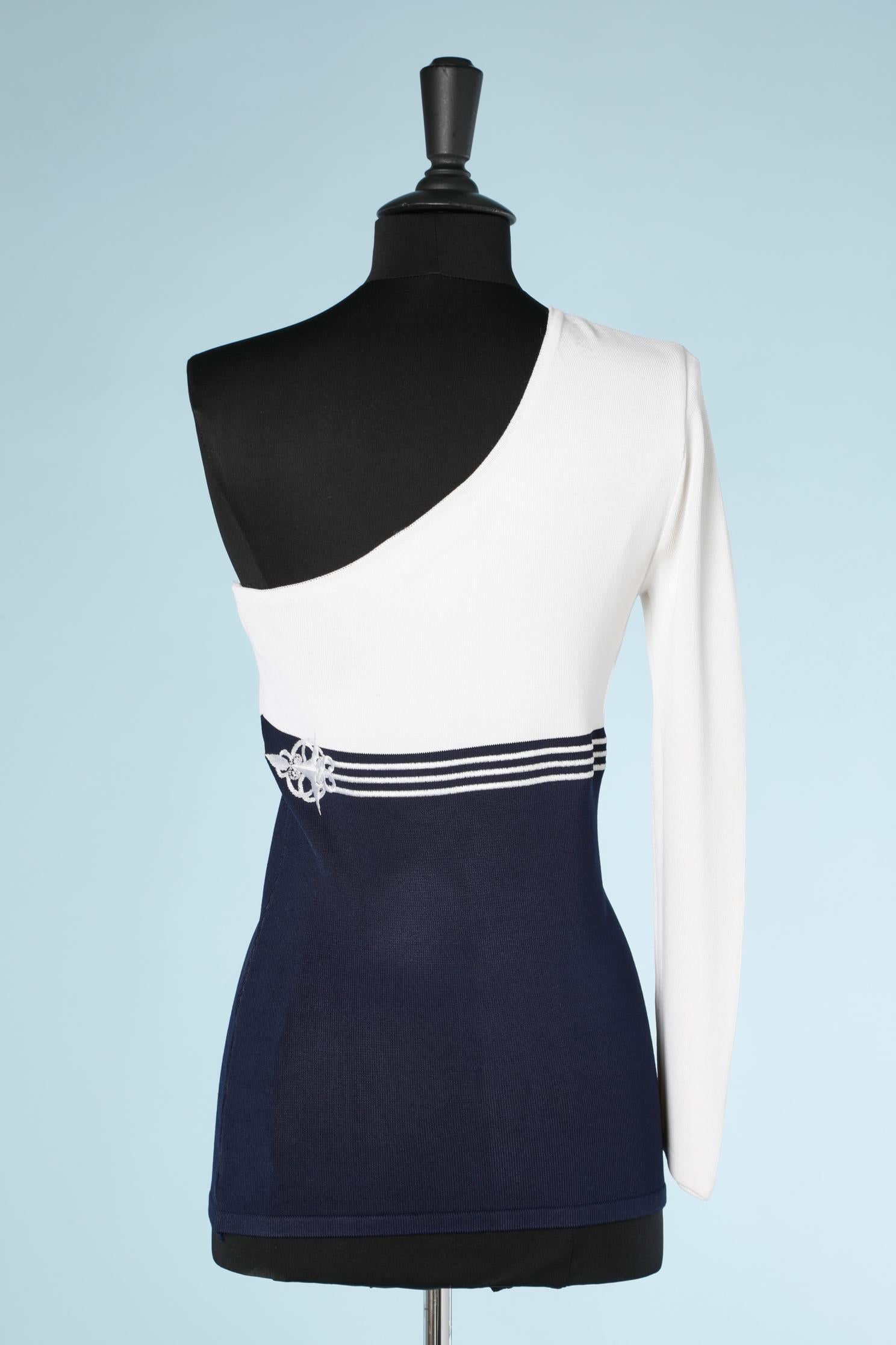 White and navy knit asymmetrical top  with embroideries Christian Dior Boutique  For Sale 1