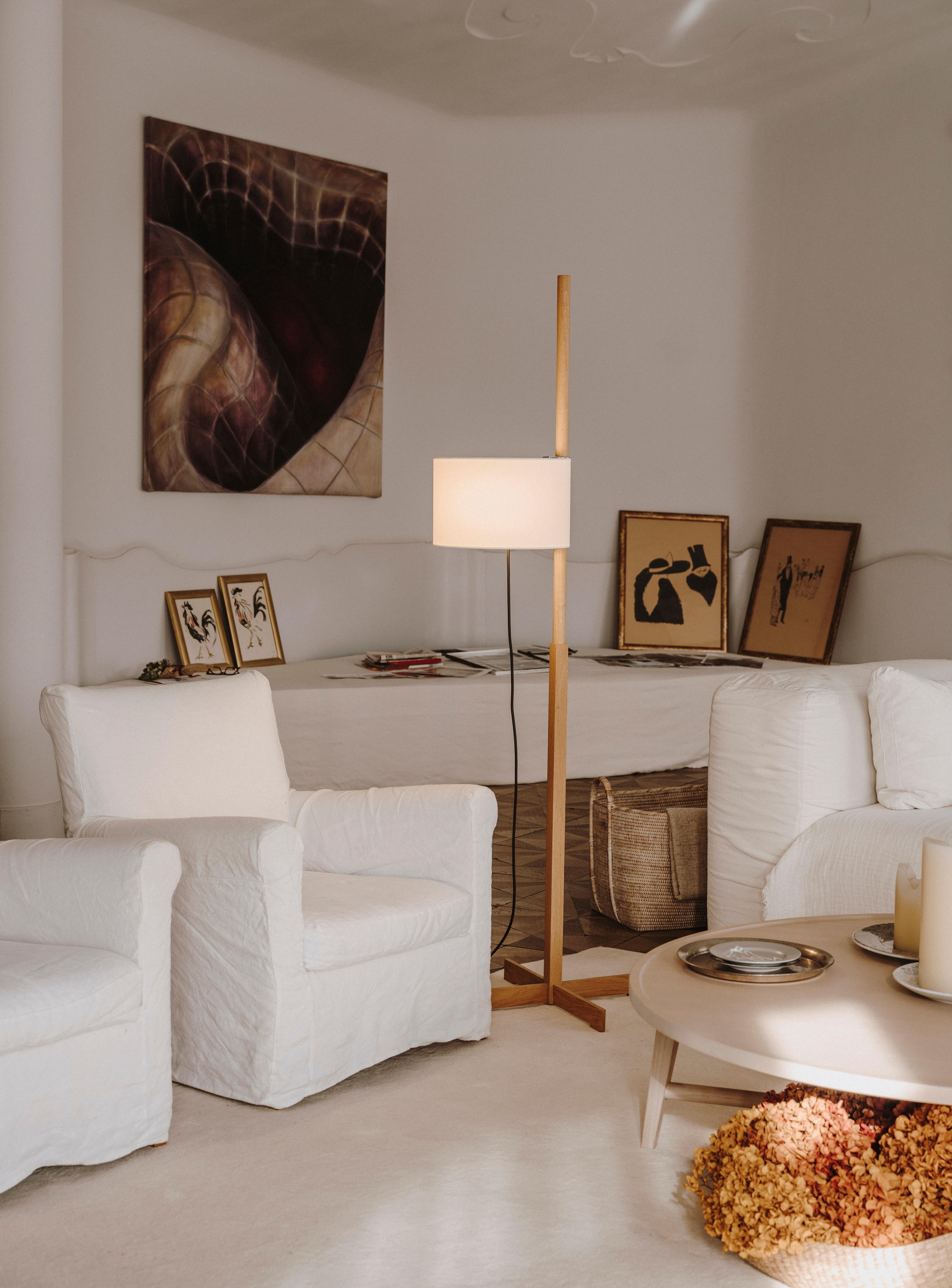 White and Oak Tmm Floor Lamp by Miguel Milá 7