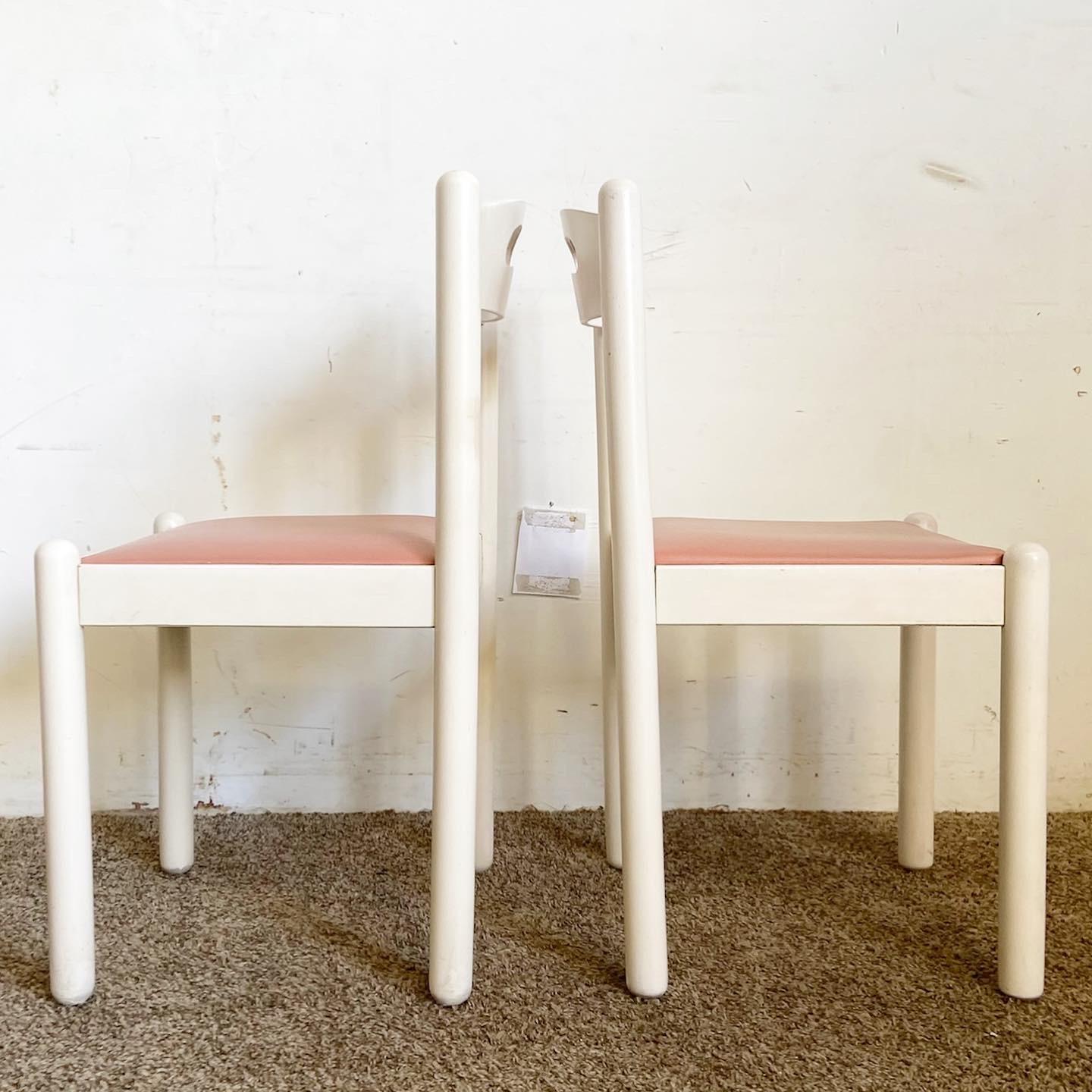 Mid-Century Modern White and Pink Carimate Style Dining Chairs - Set of 4 For Sale