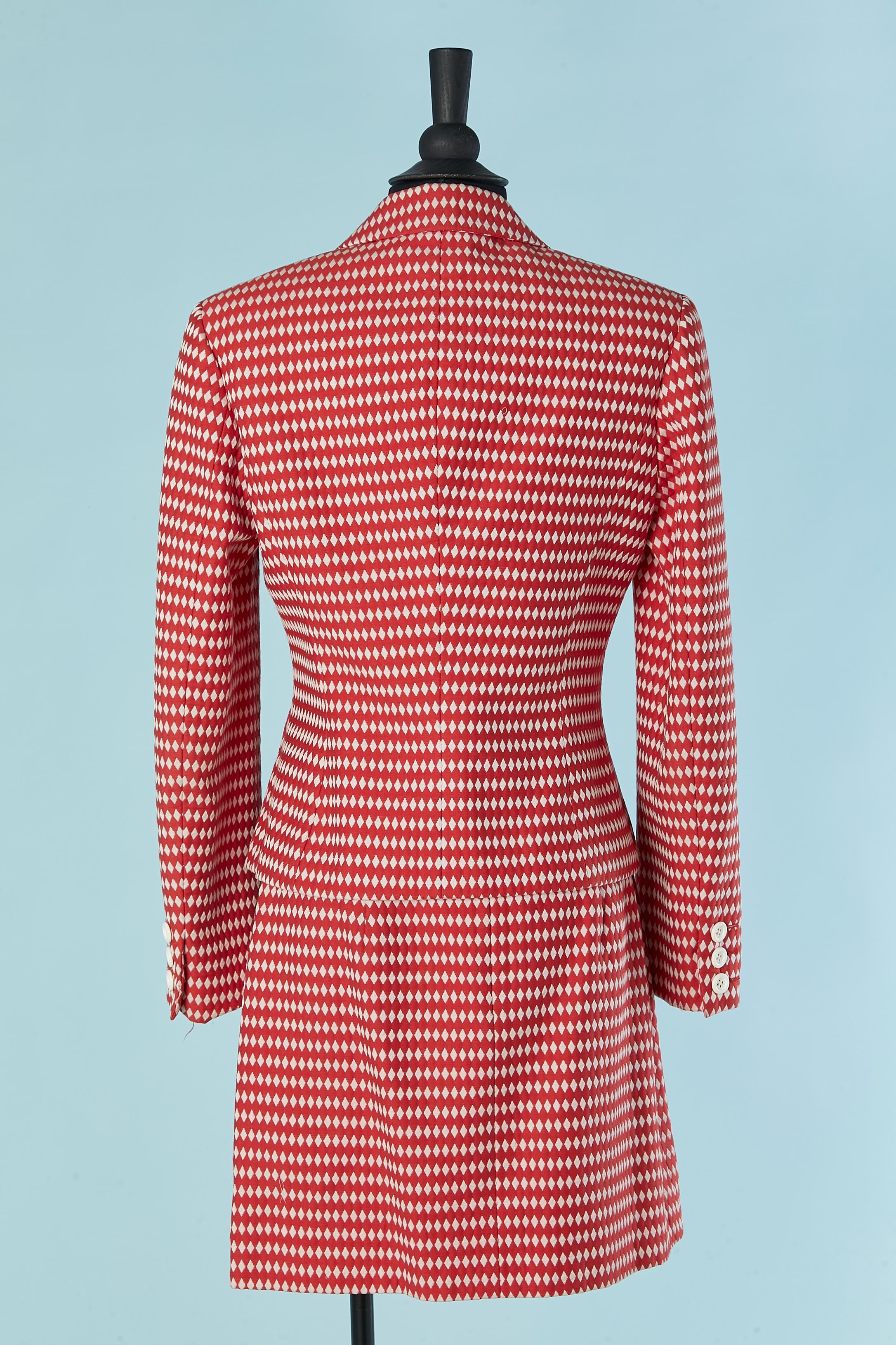Tailleur con gonna bianca e rossa con motivo a quadri D&G by DOLCE & GABBANA in vendita 2