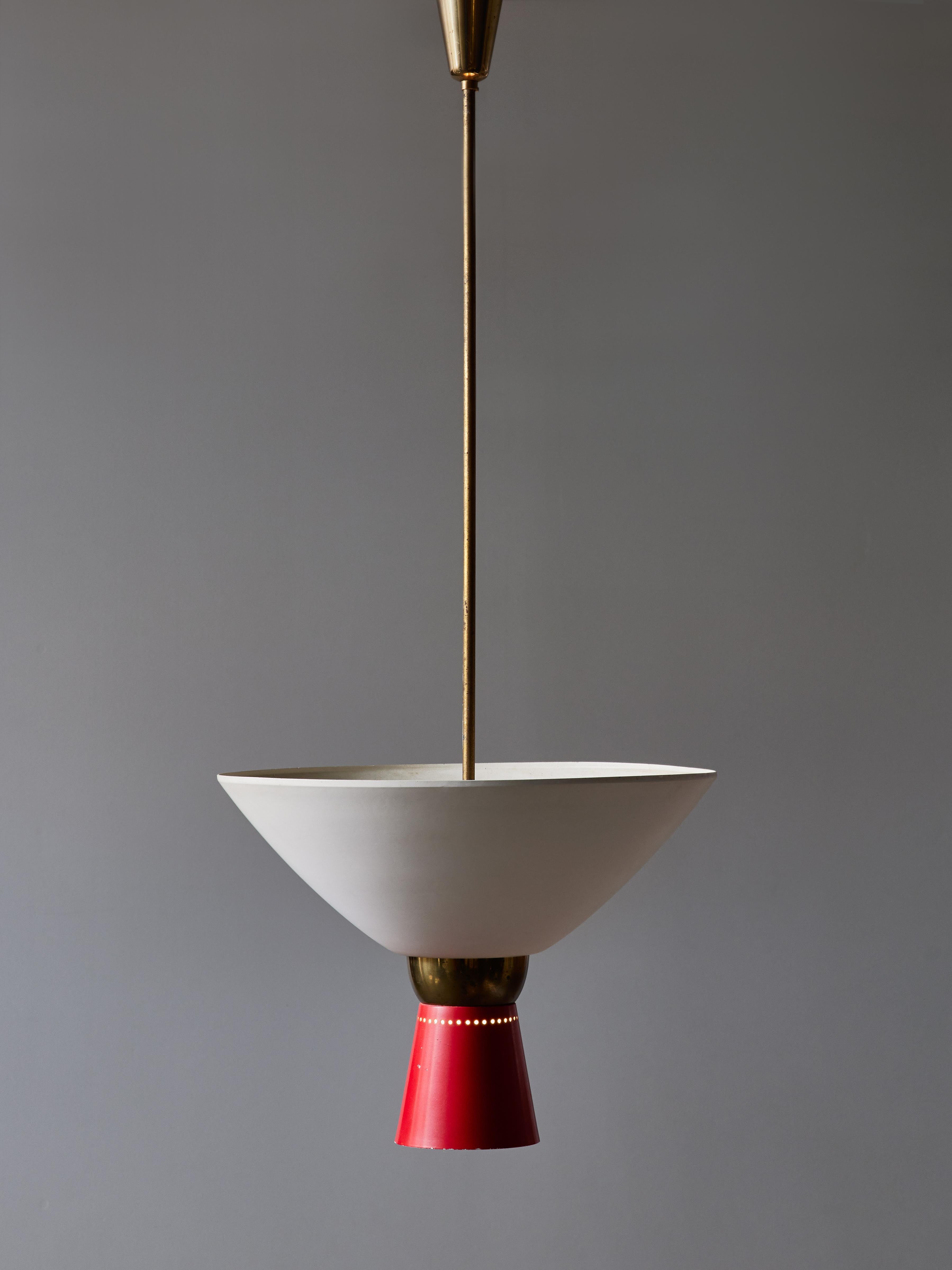 Single suspension made of two lacquered cones and a central brass sphere. One light in each cone. Original manufacturer sticker in the white cone.