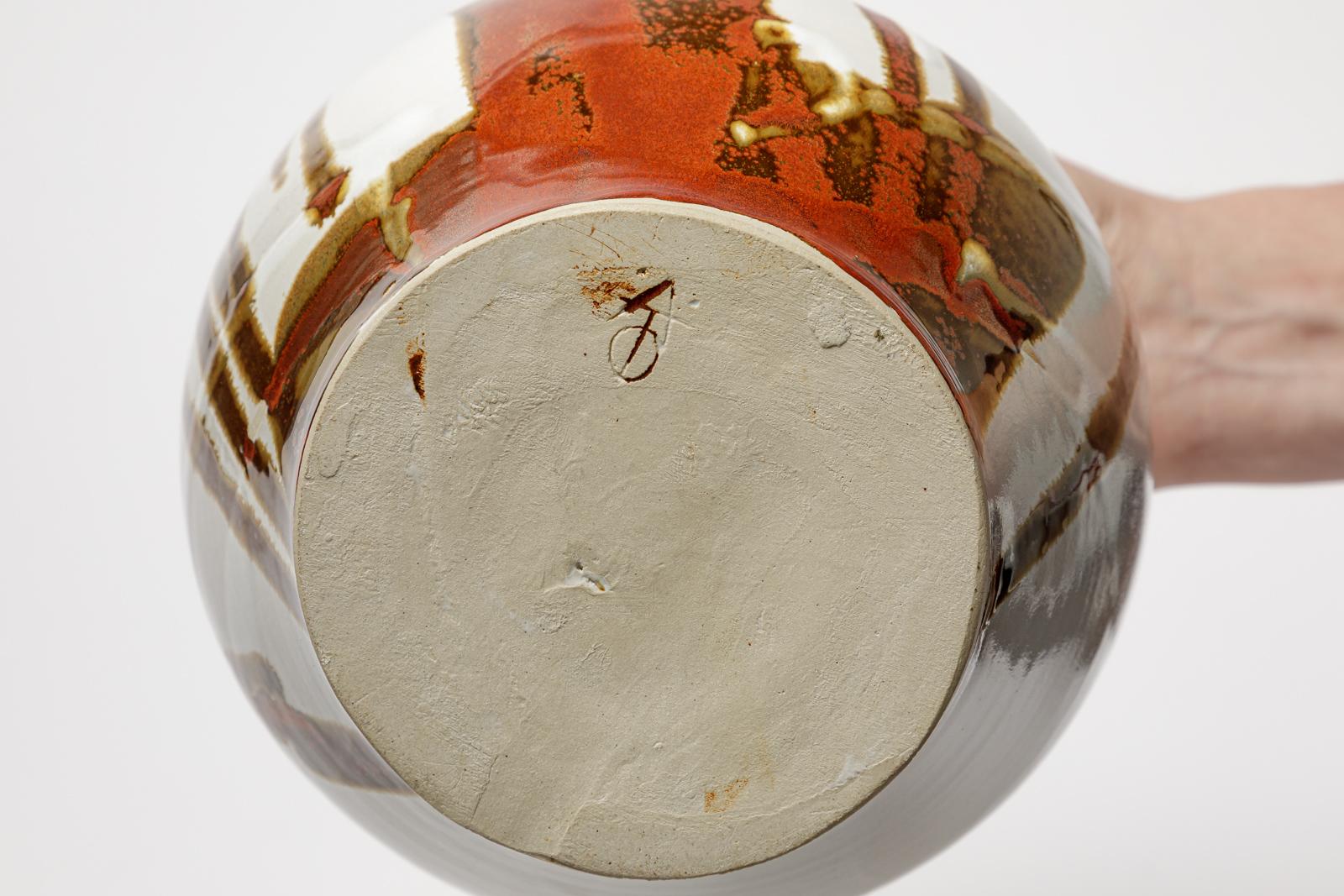 XXIe siècle et contemporain vase en céramique de grès blanc et rouge par ATOI circa 2010 21ème siècle en vente