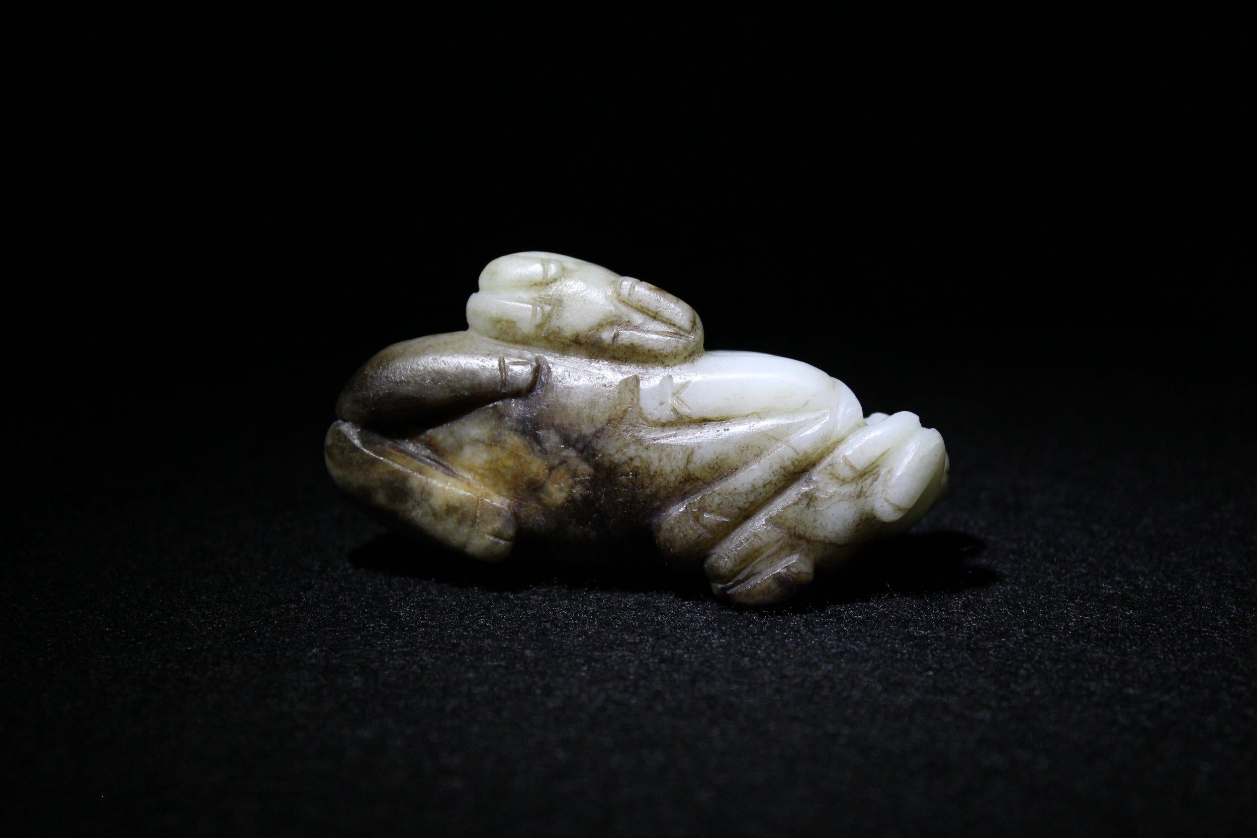White and Russet Jade Three Ram Group For Sale 2