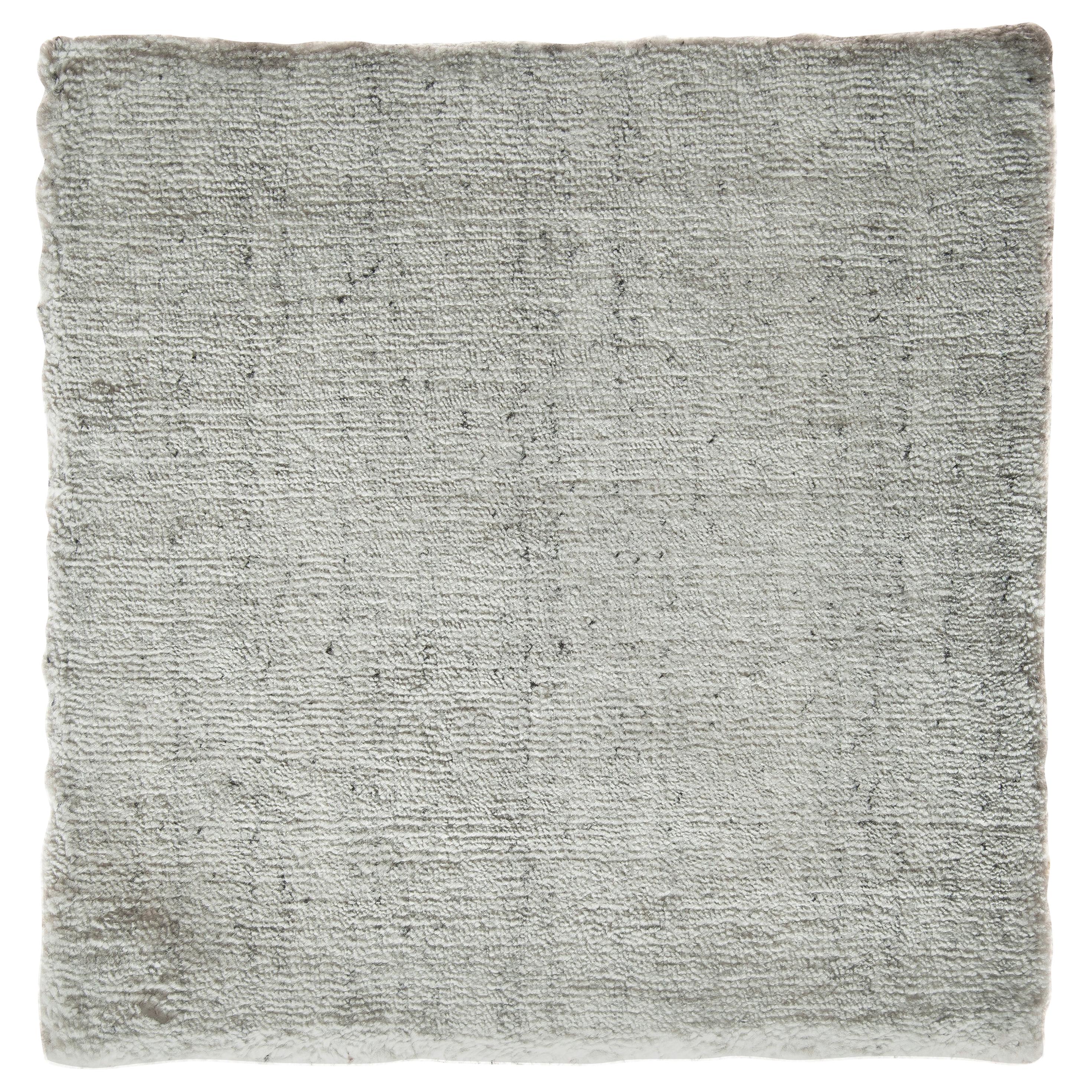 White and Silver Speckled Bamboo Silk Solid Hand-Loomed Contemporary Rug For Sale