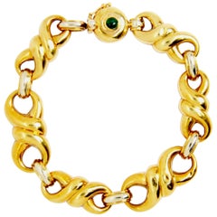 White and Yellow 18 Karat Gold Link Bracelet with Sapphire Closure