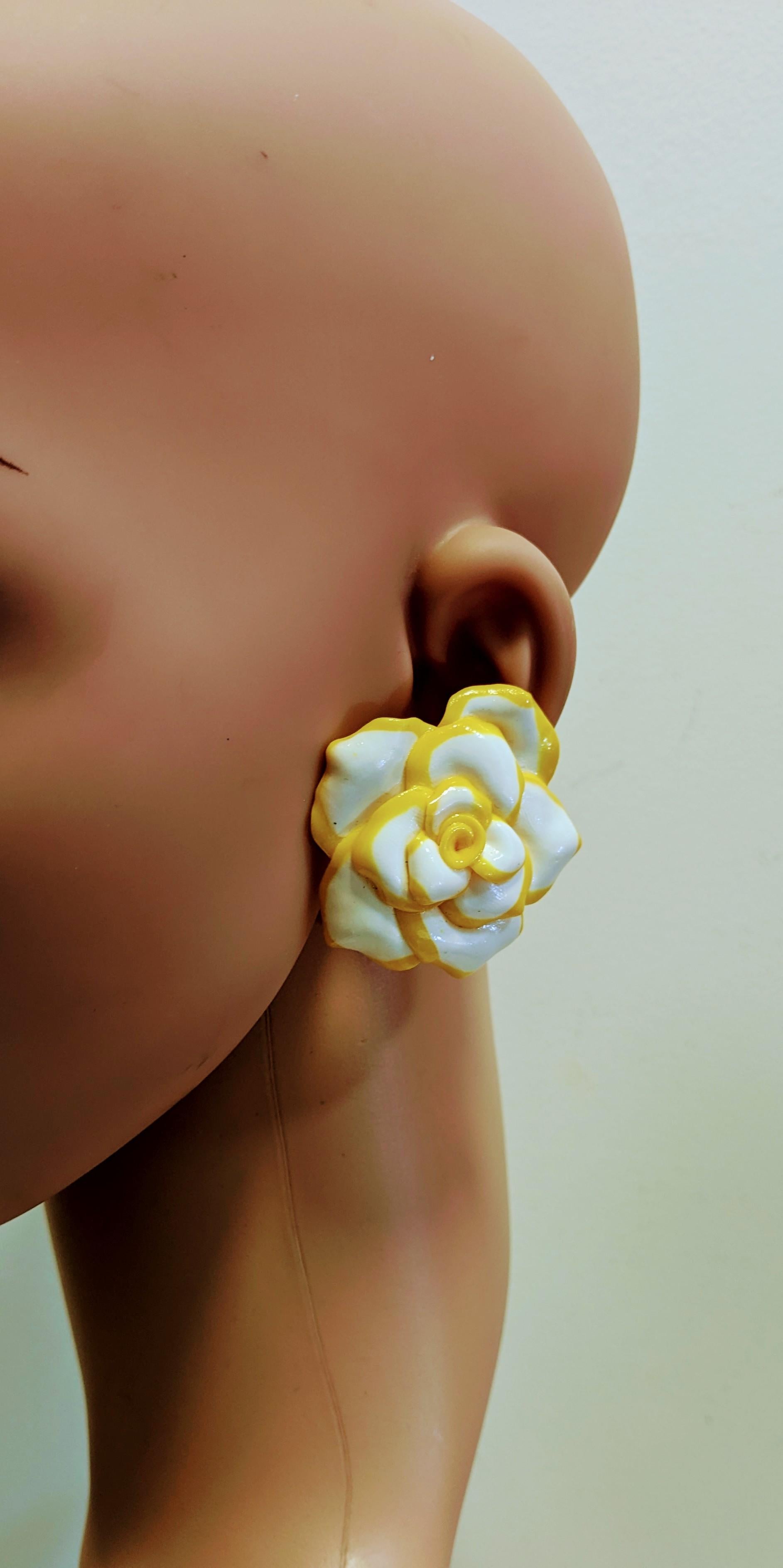 Romantic  White and Yellow Camelia Polymer  Earrings with golplated silver closure For Sale