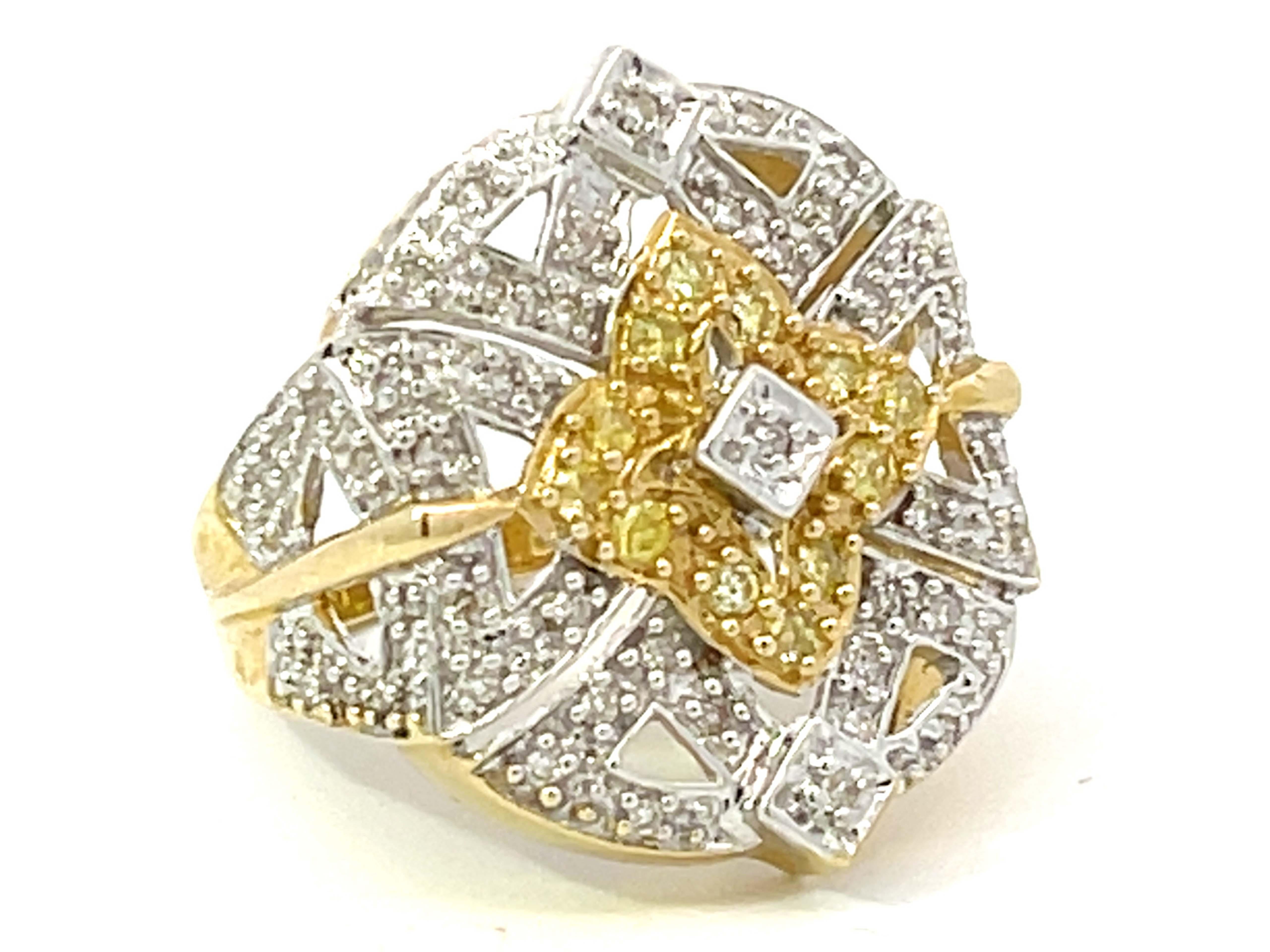 Modern White and Yellow Diamond Geometric Design Ring in 14k Yellow Gold For Sale