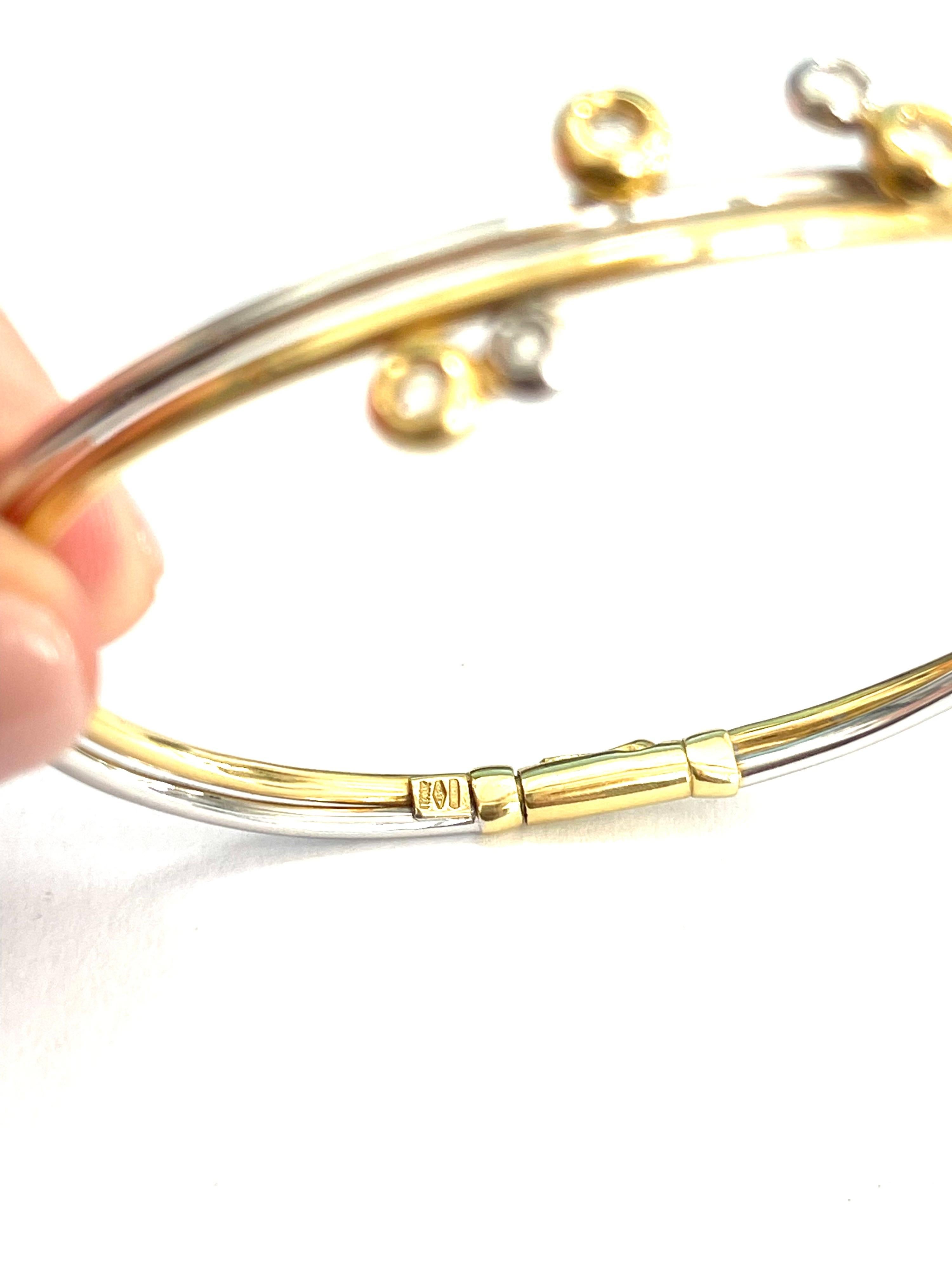 White and Yellow Flexible Bangle with Diamonds For Sale 4