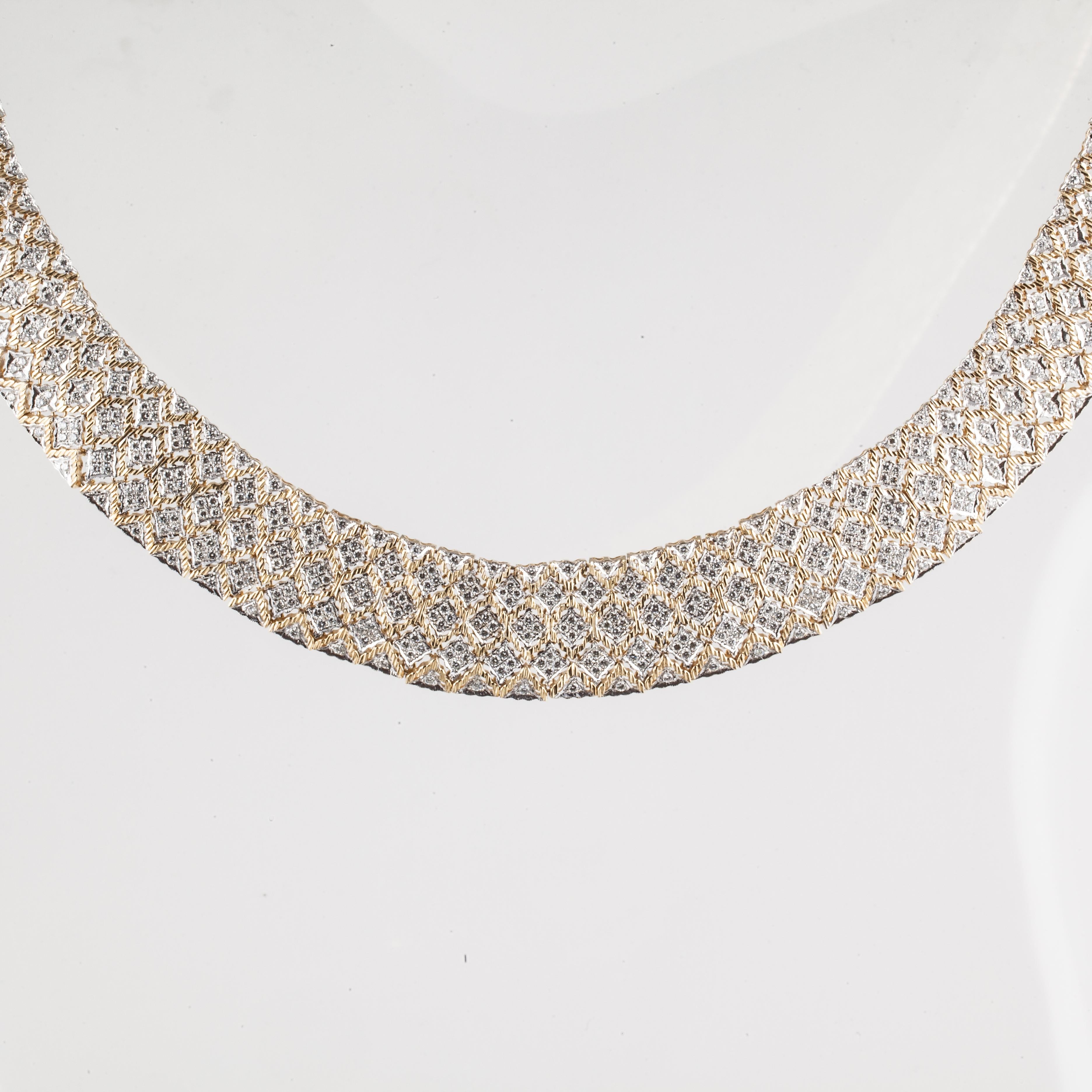 White and Yellow Gold Diamond Collar Necklace In Good Condition For Sale In Houston, TX