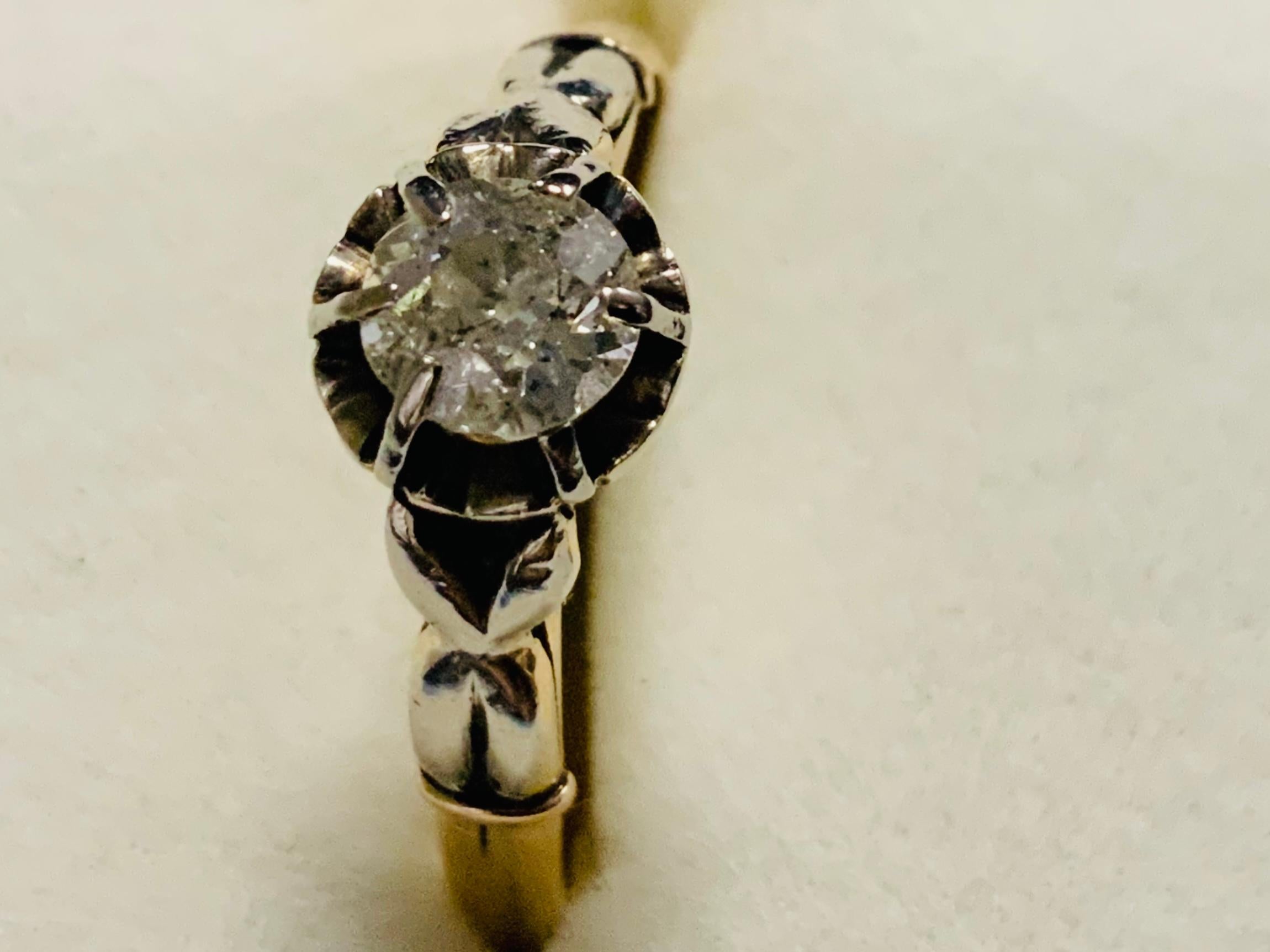 White And Yellow Gold Diamond Engagement Ring For Sale 4