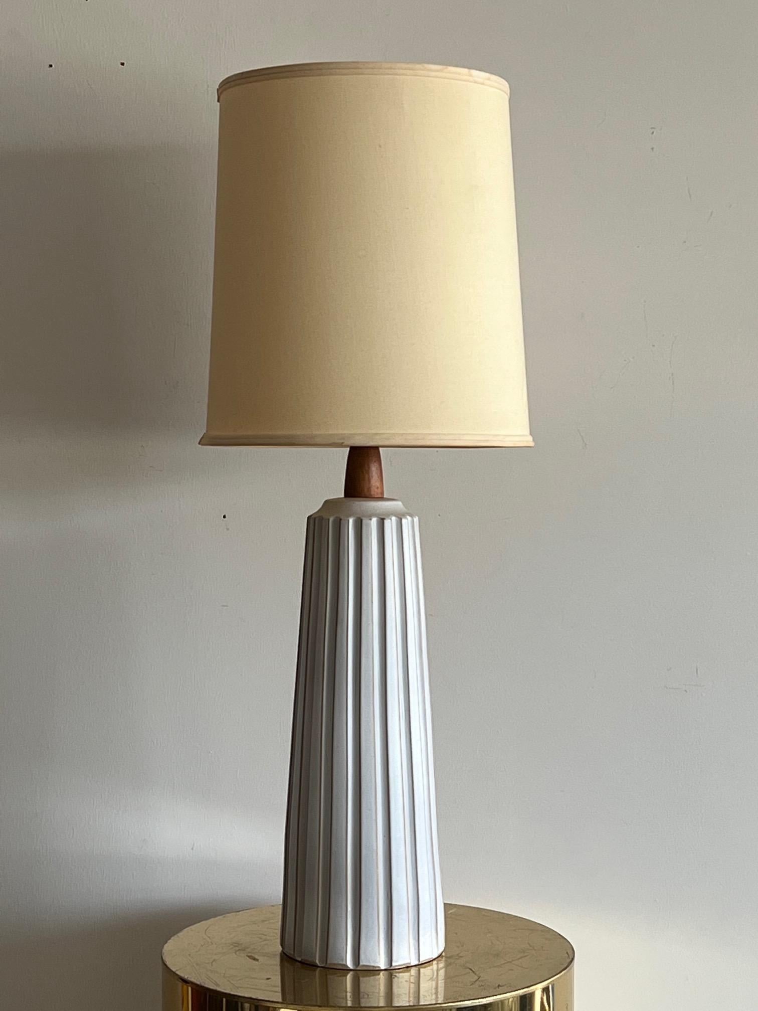 Unusual lamp by Gordon Martz for Marshall Studios, ca' 1960's. Total height with shade 38