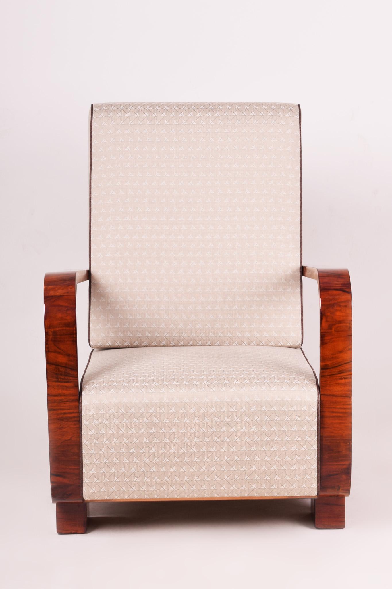 White Art Deco Armchair from Czechia, 1920s, Walnut, Restored Upholstery In Good Condition For Sale In Horomerice, CZ