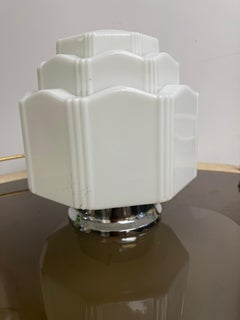 Weißes Art-Deco-Glas 8 Panel Flush Mount Fixture CIRCA 1930