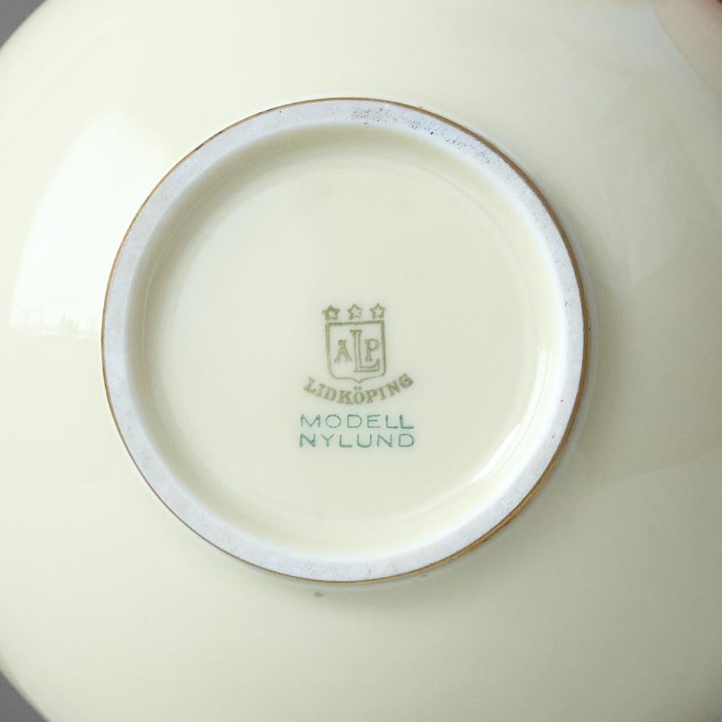 Vaso a globo in gres Art Deco bianco di Gunnar Nylund. ALP Rörstrand Svezia Anni '30 in vendita 1