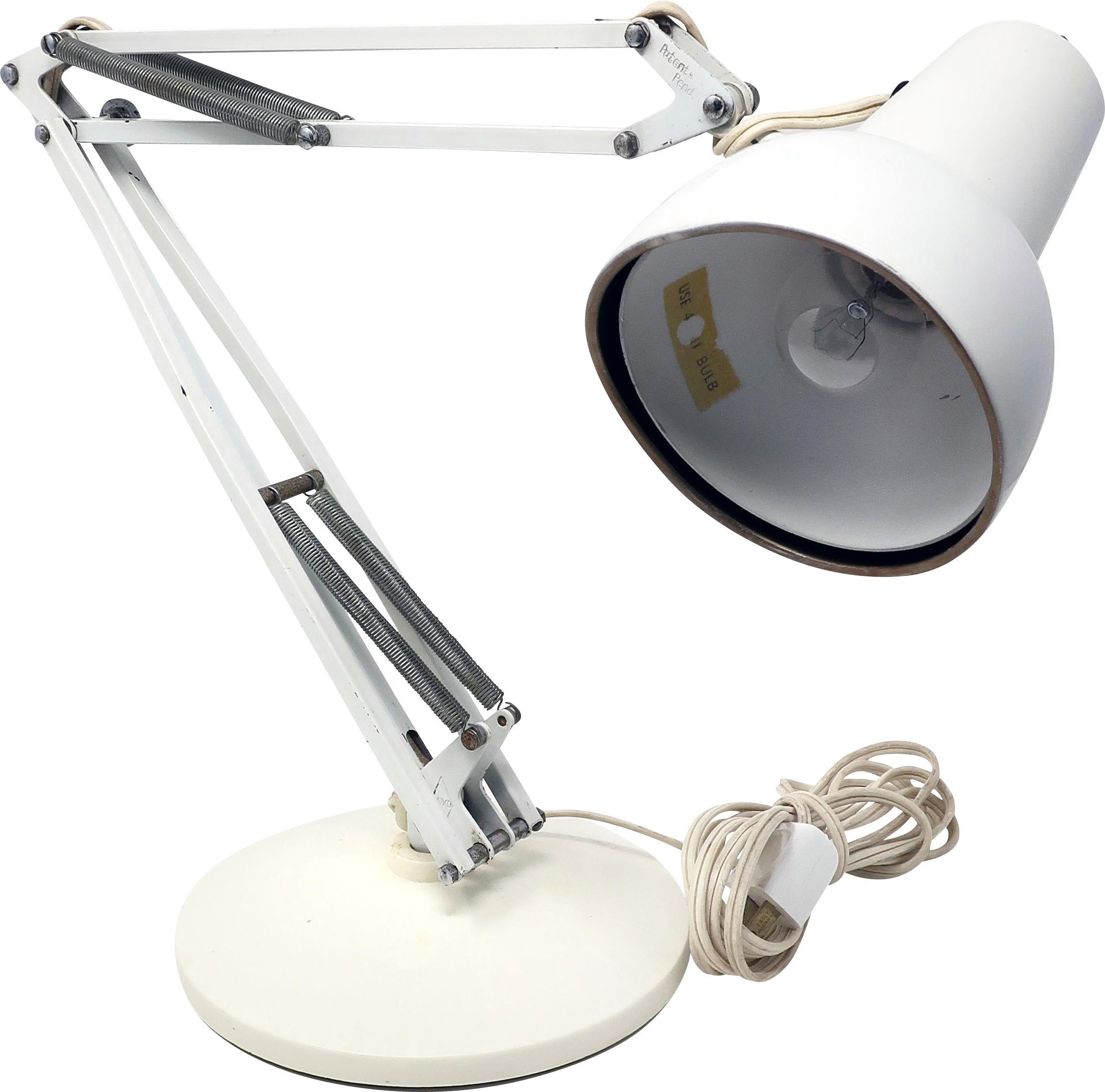 Scandinavian Modern White Articulating Desk Lamp by Luxo
