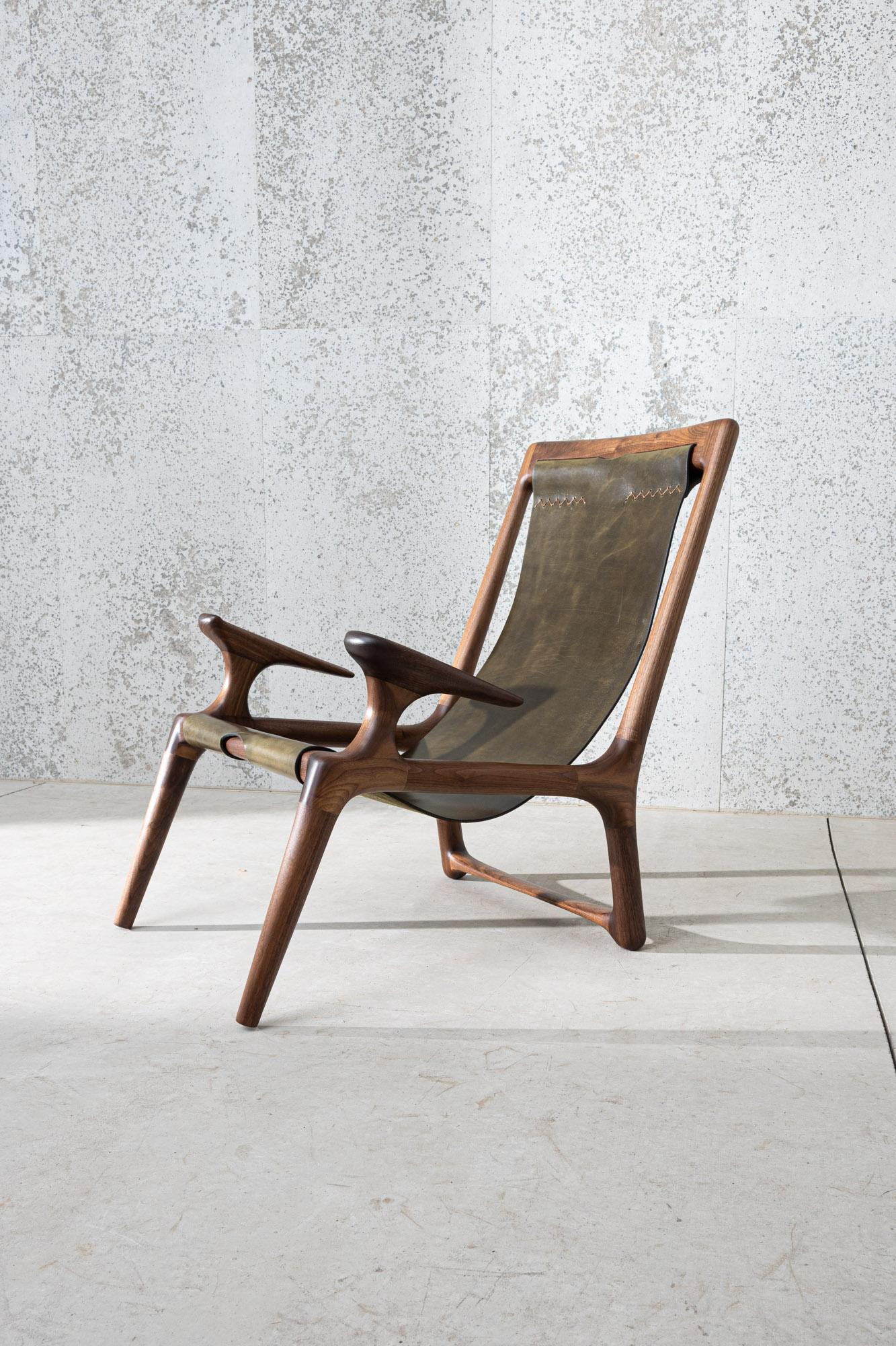 Weißer Sling Chair aus Eschenholz und Leder Mod 2 von Fernweh Woodworking im Zustand „Neu“ im Angebot in Geneve, CH