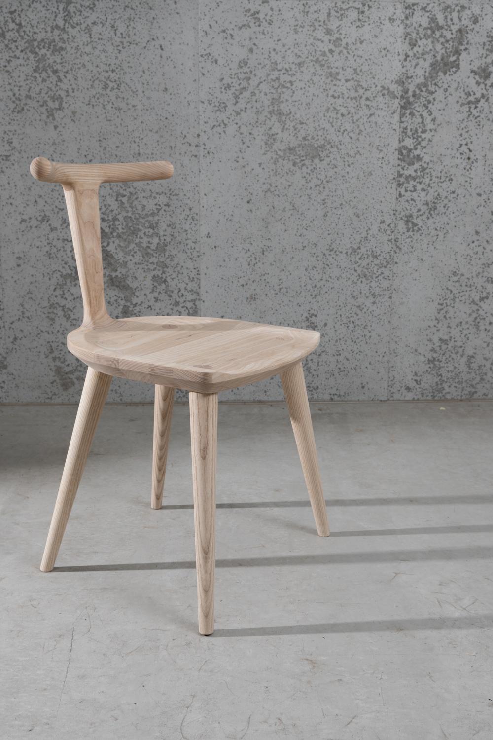 Contemporary White Ash Oxbend Chair by Fernweh Woodworking For Sale