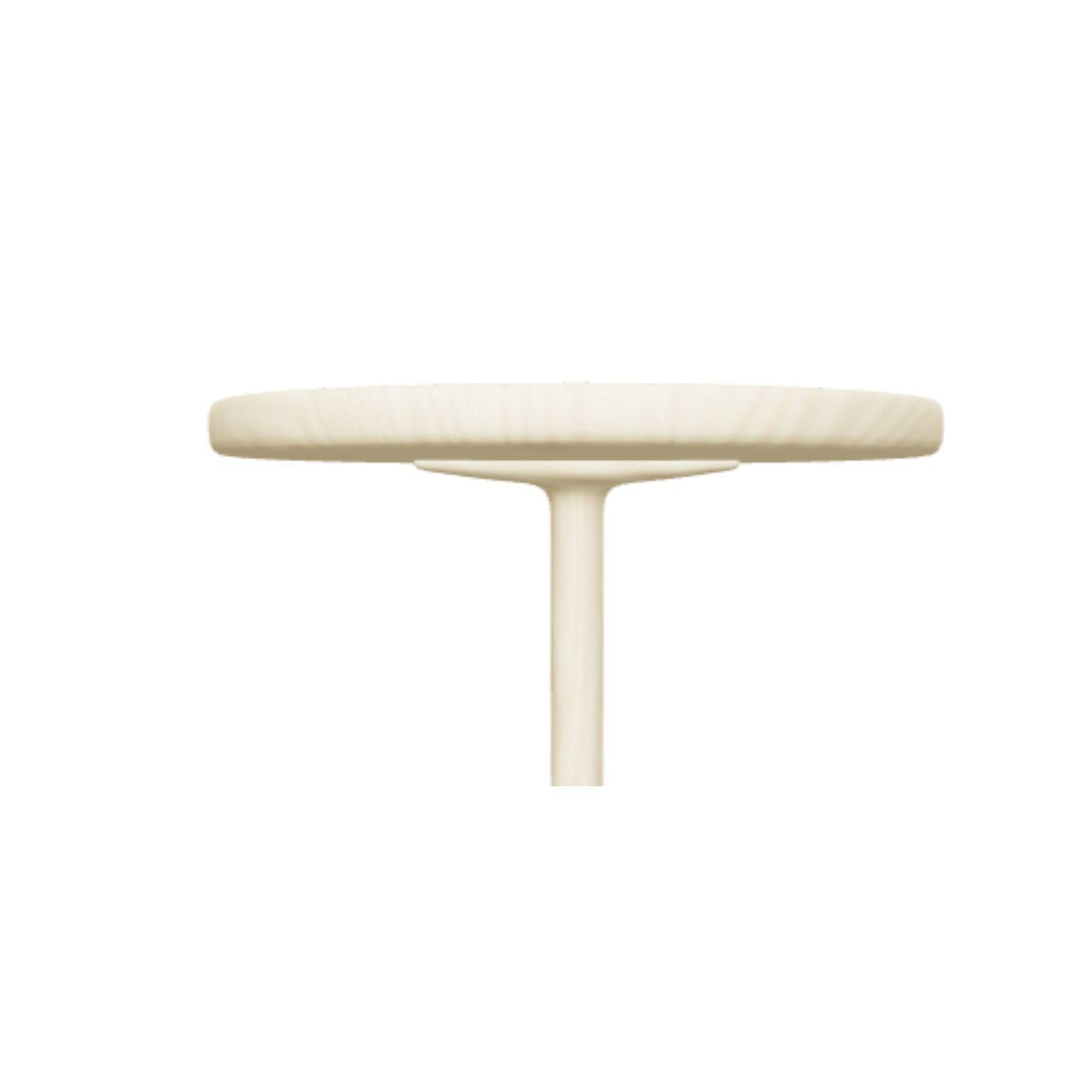 Kurzer Dreibein-Tisch aus weißer Esche von Fernweh Woodworking (Moderne) im Angebot