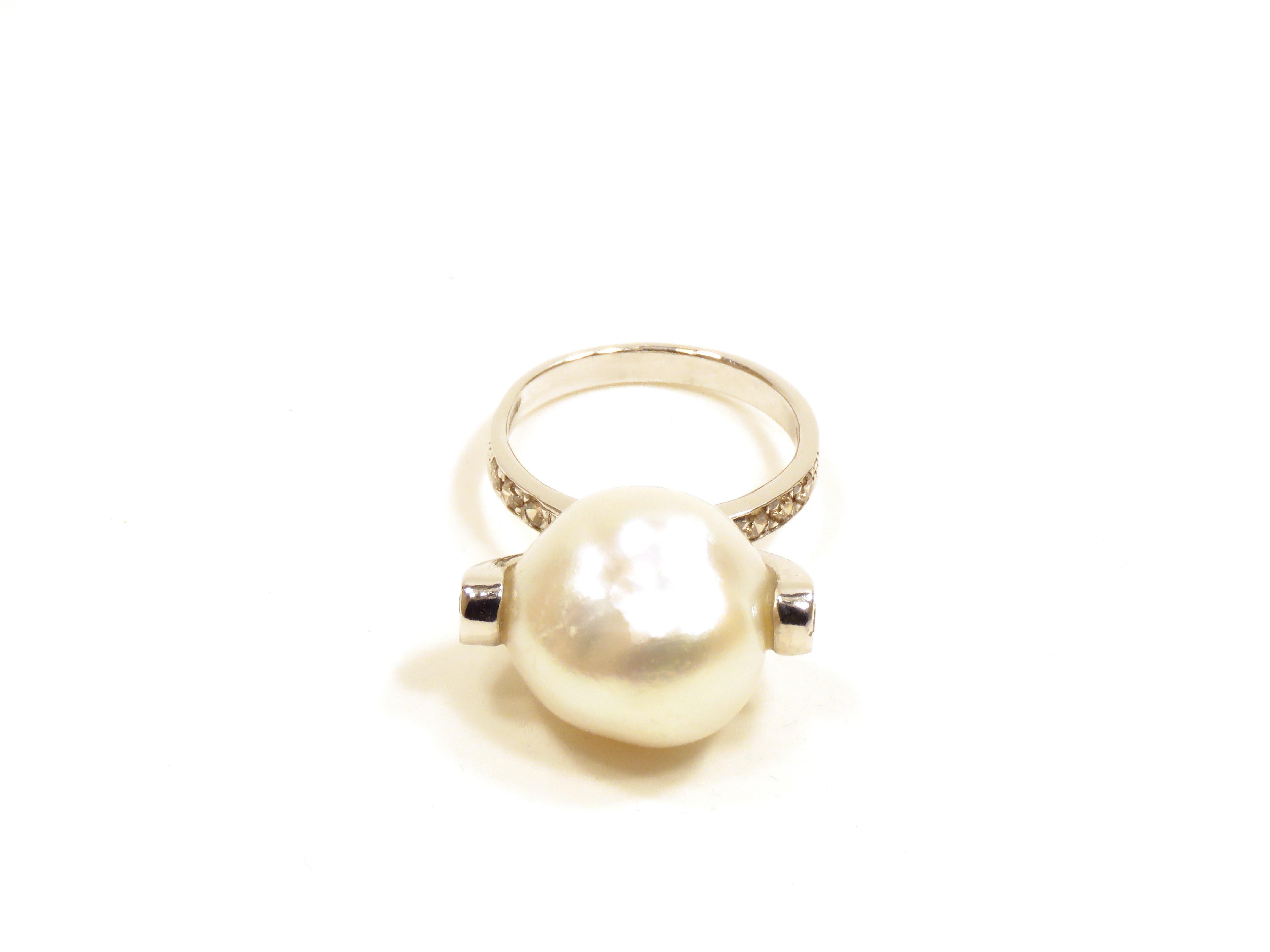 Brilliant Cut White Australian Pearl Diamonds White Gold Ring Handcrafted in Italy For Sale
