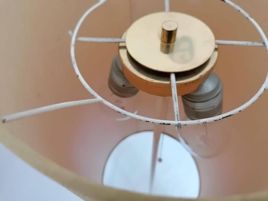 Lampadaire autrichien blanc des années 1970 en vente 4