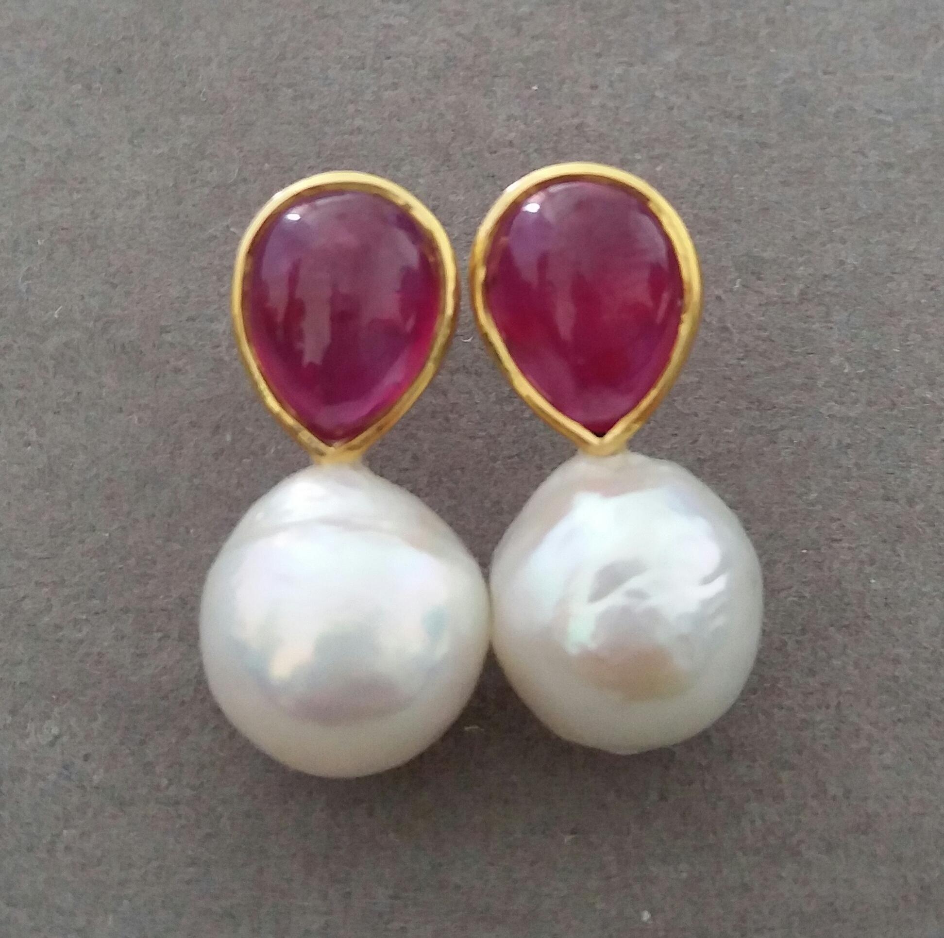 White Baroque Pearls Pear Shape Ruby Cabs 14 Kt Yellow Gold Bezel Stud Earrings For Sale 4