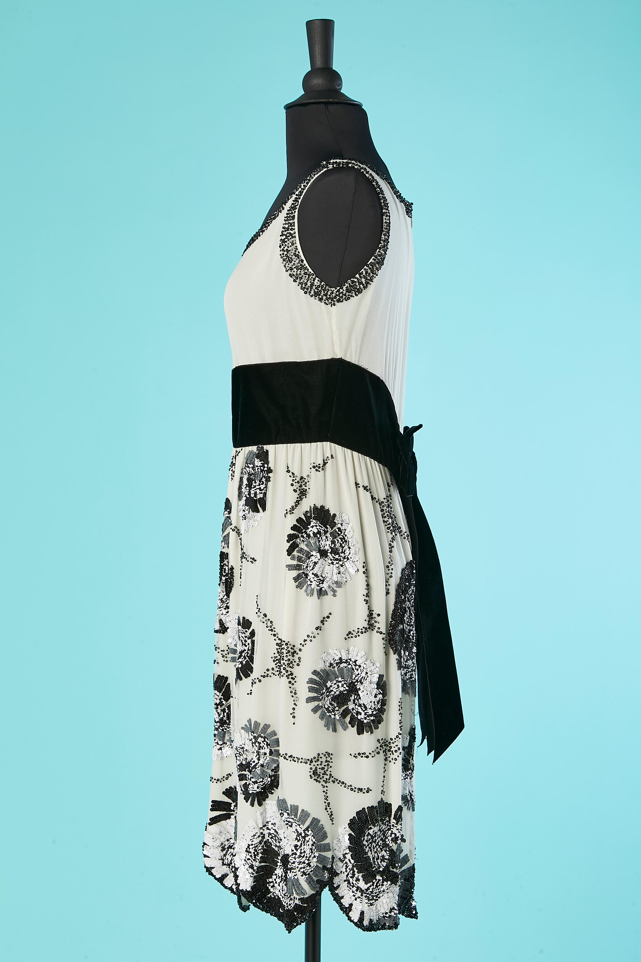 Women's White beaded chiffon cocktail dress with black velvet belt and bow Bill Blass  For Sale