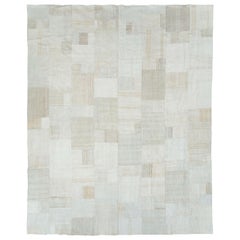 Tappeto Kilim contemporaneo bianco e beige, fatto a mano, a tessitura piatta, per una stanza