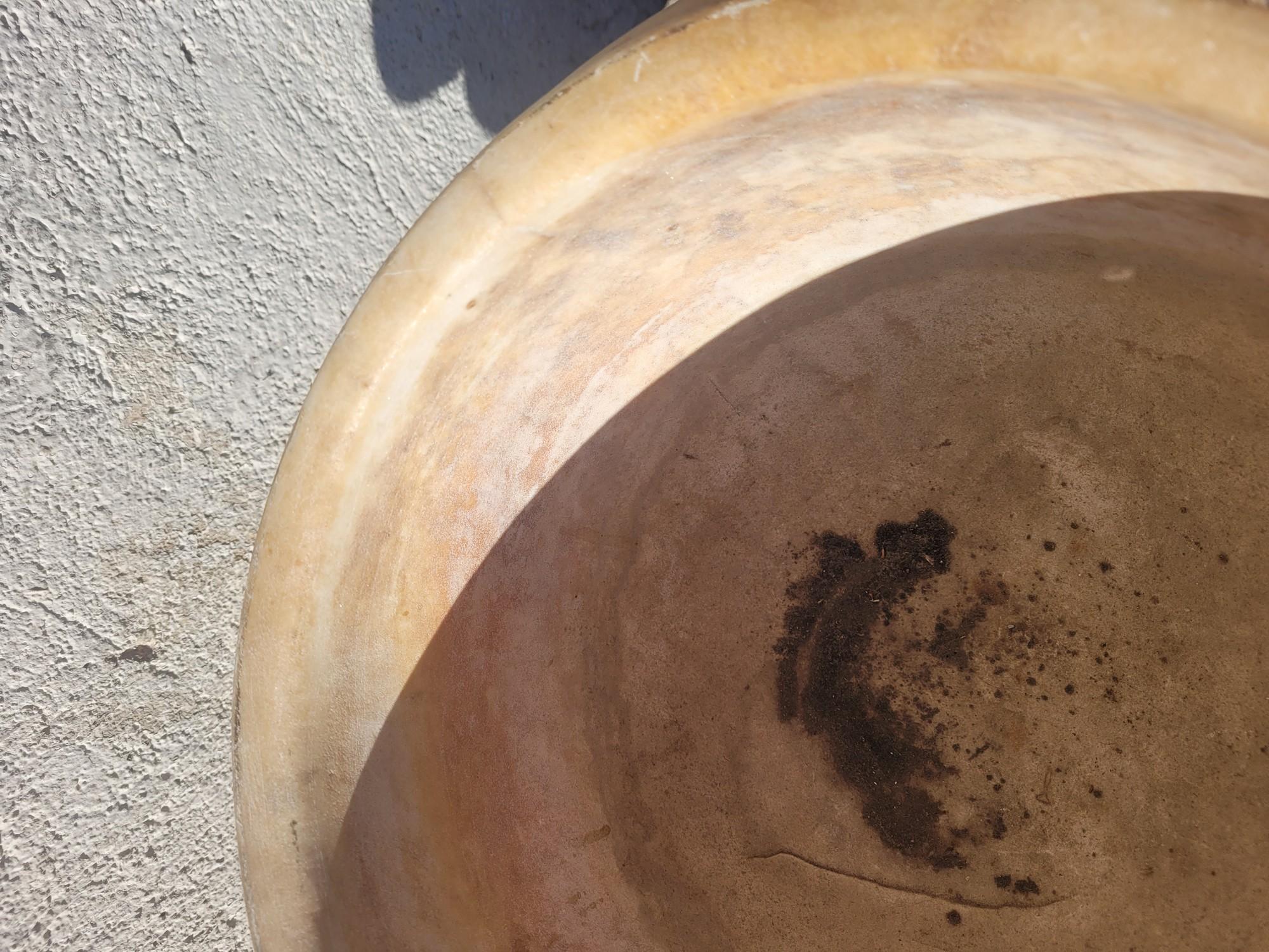 Sockel Basin aus weißem/beigefarbenem Marmor, 19. Jahrhundert im Zustand „Gut“ im Angebot in MARSEILLE, FR