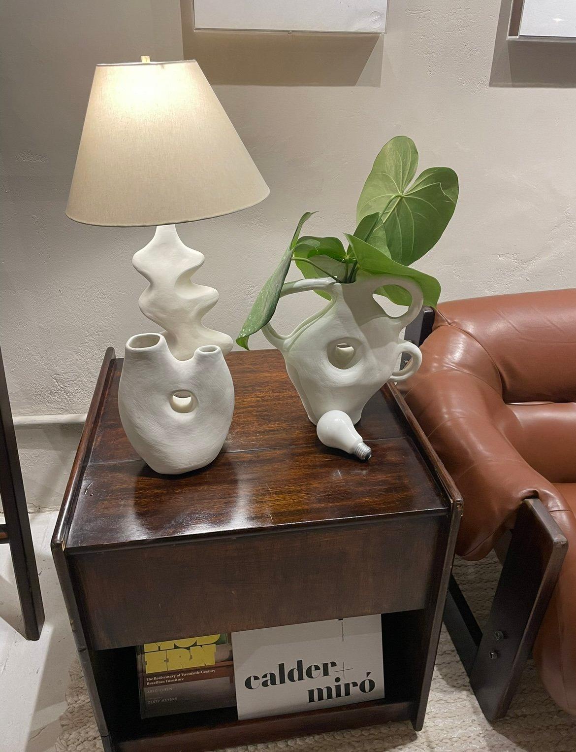 White Biomorphic Ceramic 3-Handle Vessel by Hanna Englund Ceramics In New Condition For Sale In Rio de Janeiro, RJ