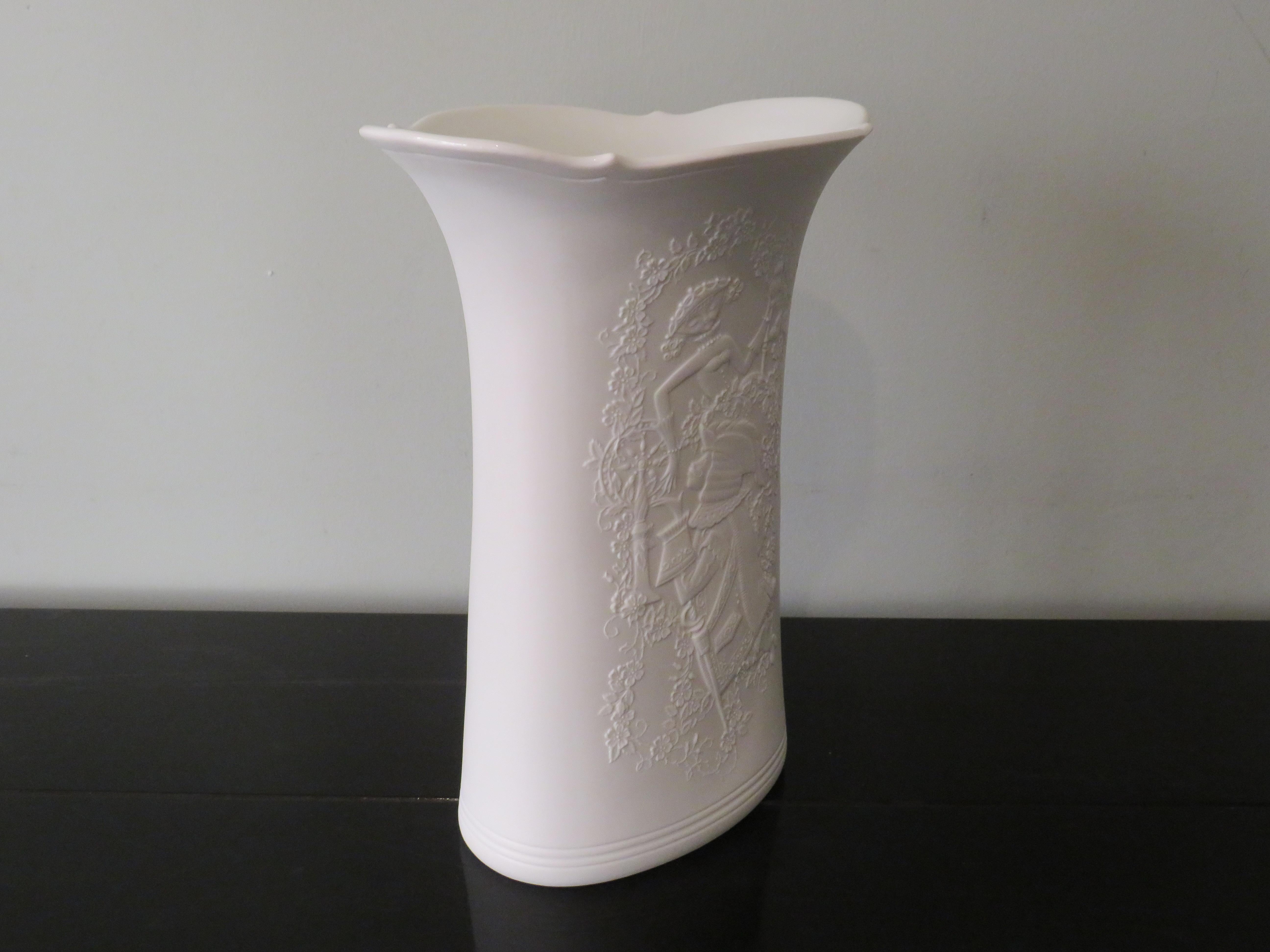 White Biscuit Vase by AK Kaiser, Germany 1970s with Romantic Embossed Motief 4