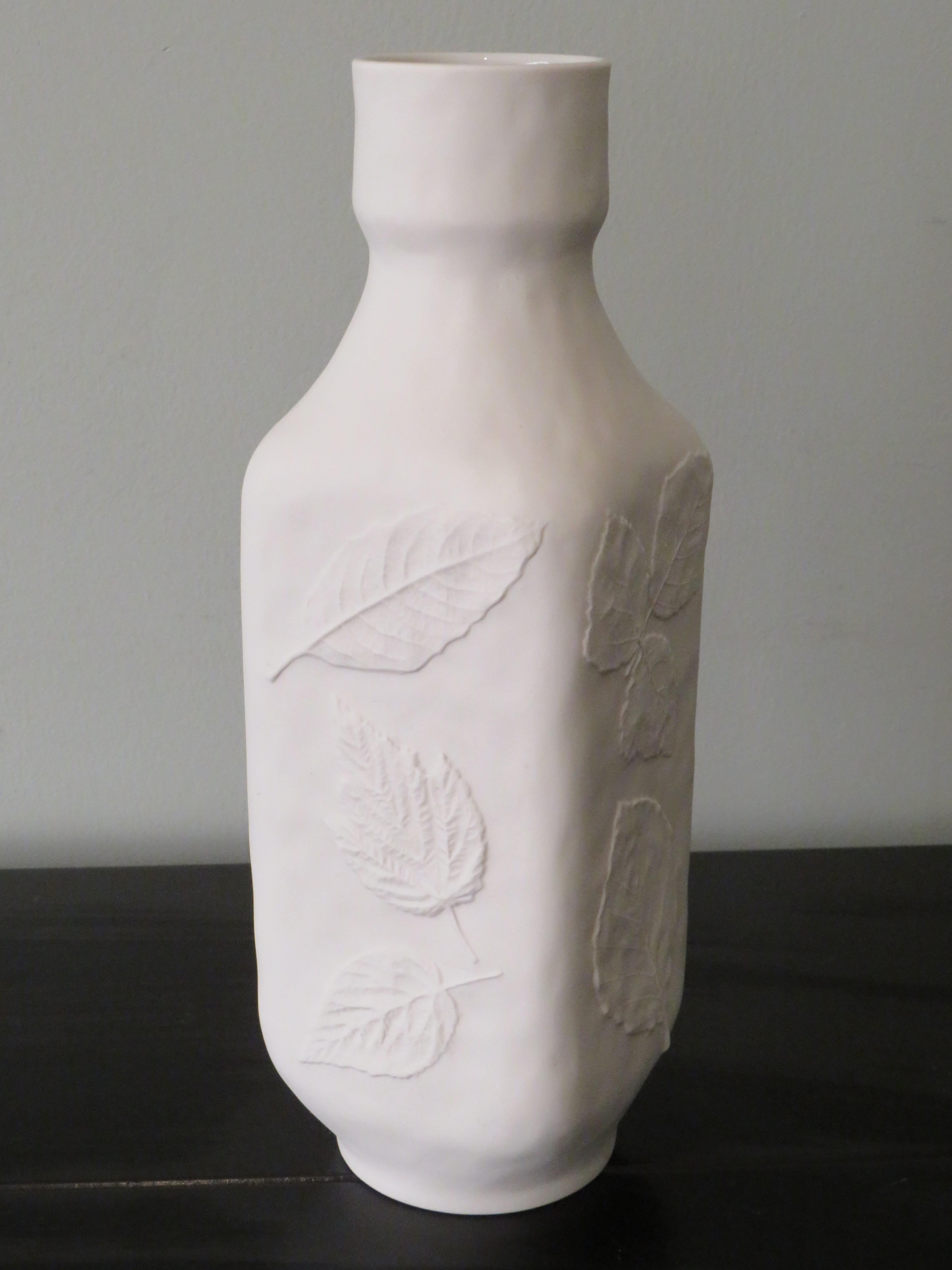 White Biscuit Vase with Floral Embossed Motif, Hutschenreuther, Germany, 1970s For Sale 5