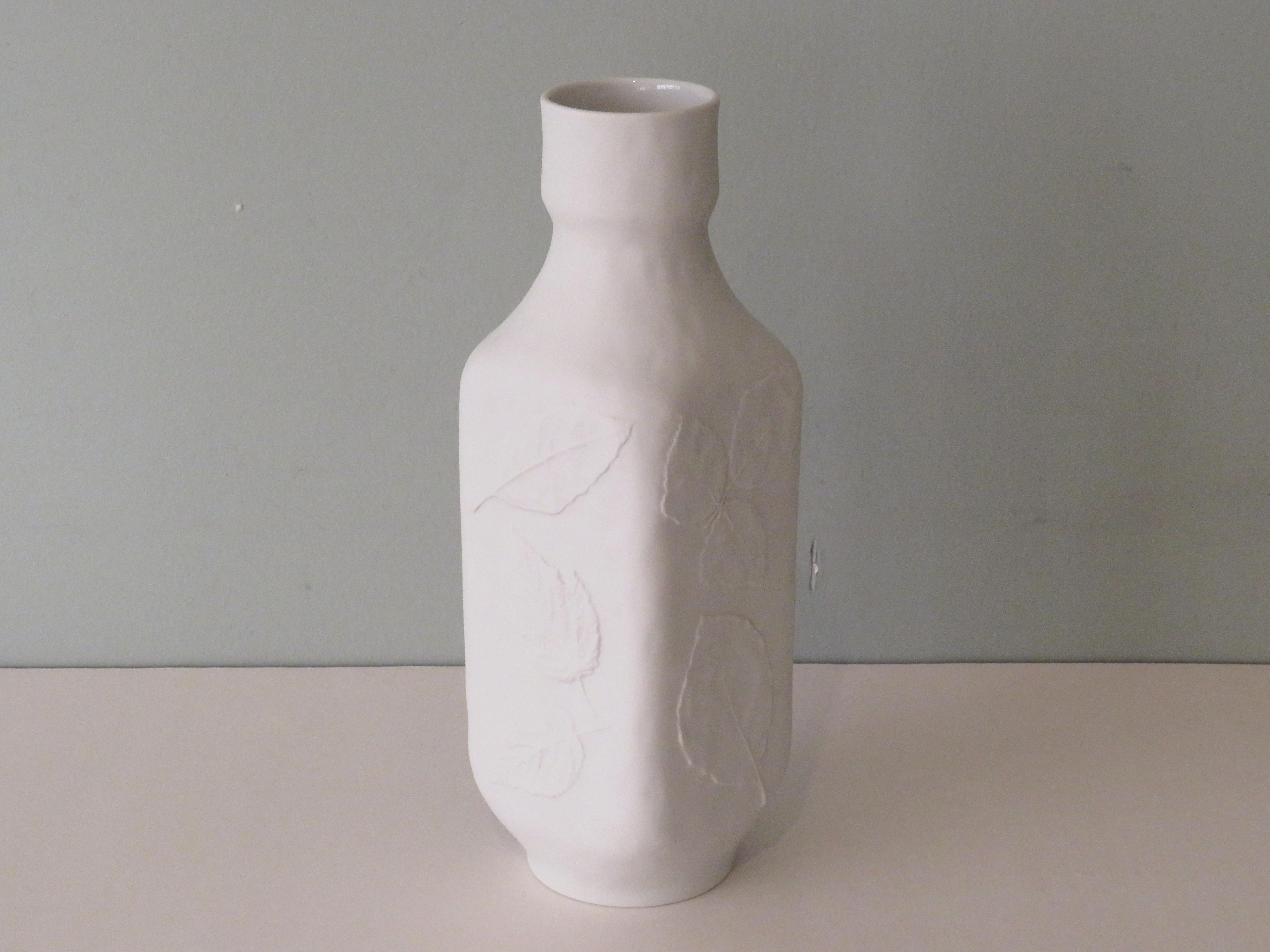 White Biscuit Vase with Floral Embossed Motif, Hutschenreuther, Germany, 1970s For Sale 2