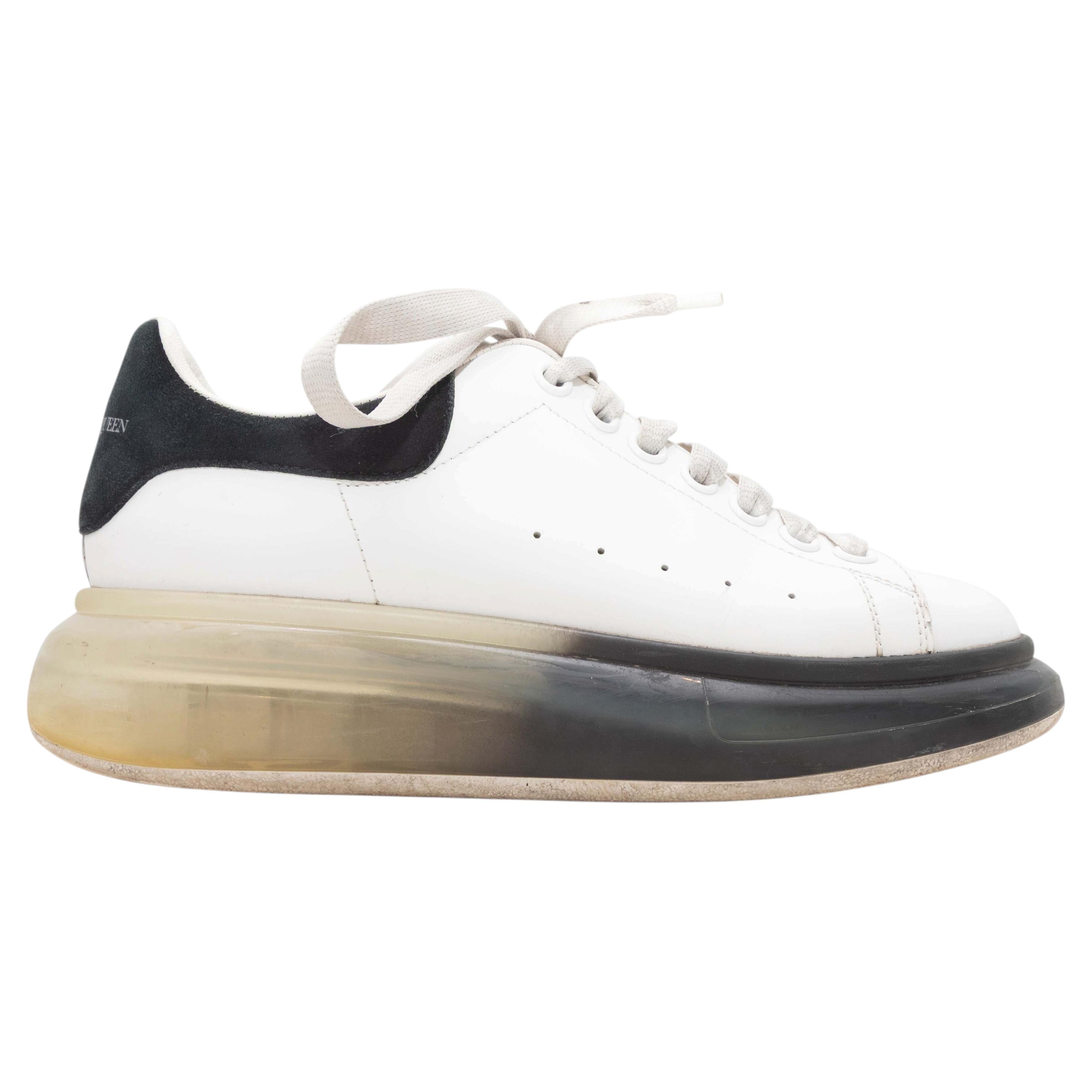 White & Black Alexander McQueen Platform Low-Top Sneakers Size 38 For Sale