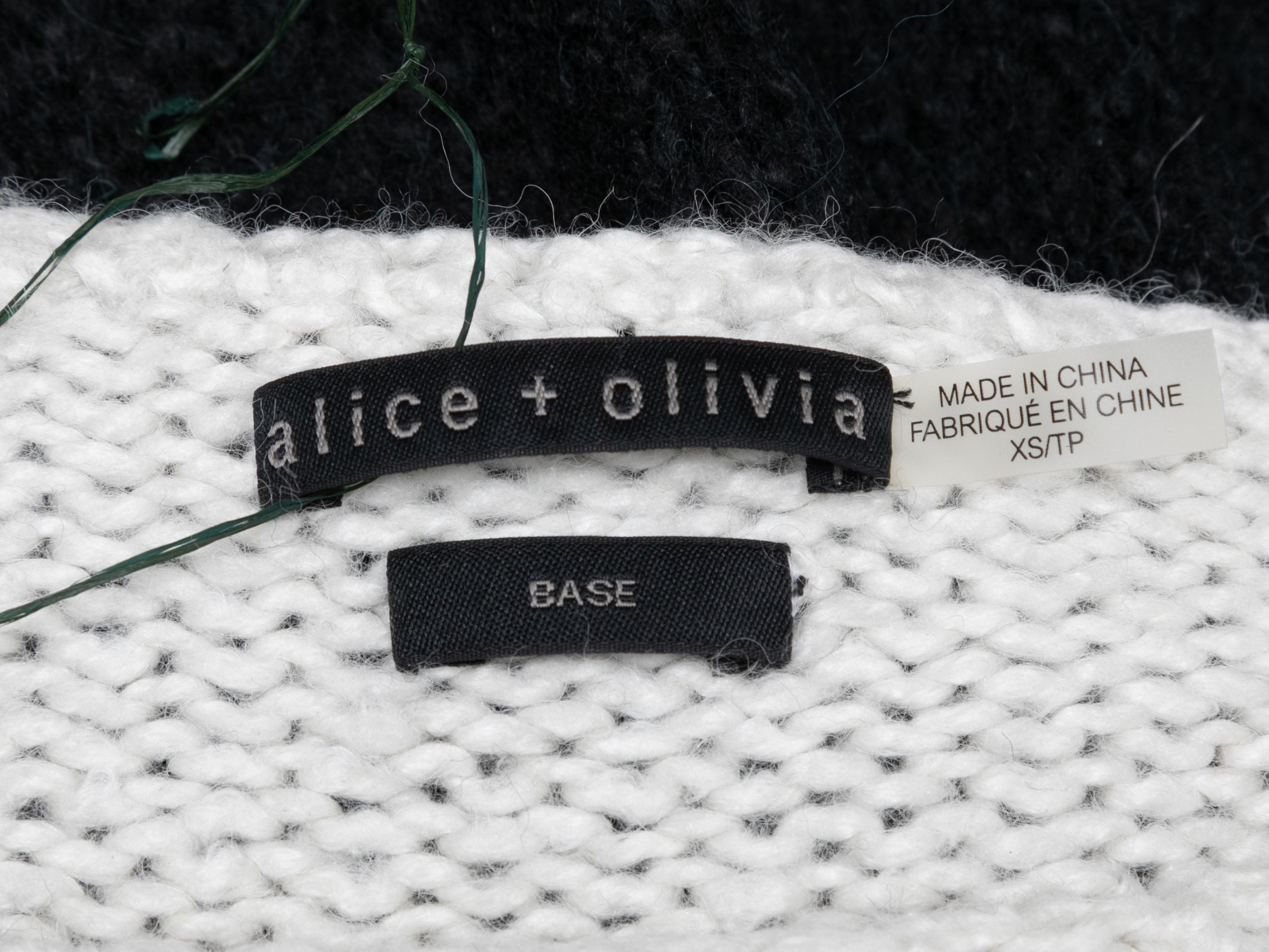 White & Black Alice + Olivia Alpaca & Silk Sweater Size XS In Good Condition For Sale In New York, NY