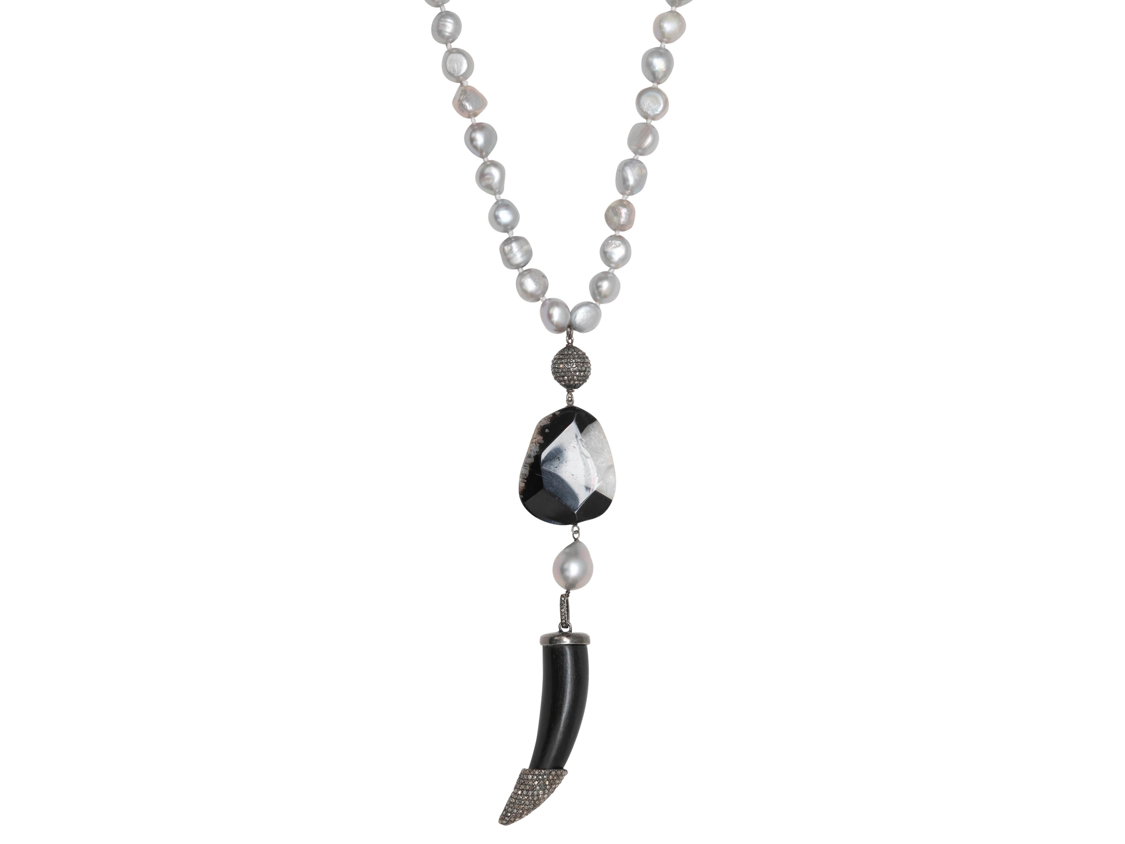 White & Black Bavna Pearl, Diamond, & Onyx Horn Lariat Necklace In Good Condition For Sale In New York, NY
