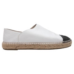 White & Black Chanel Cap-Toe Espadrille Flats Size 39