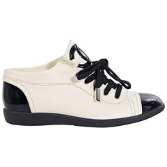 White and Black Chanel Leather Sneakers For Sale at 1stDibs