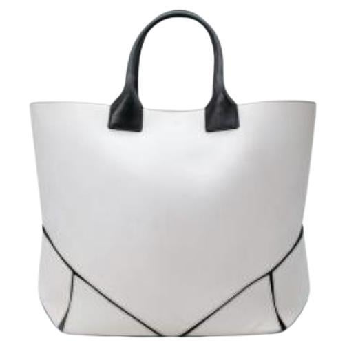 Givenchy White & Black Leather Easy Tote bag For Sale