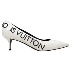 Weiße & schwarze Louis Vuitton Spellout-Pumps mit spitz zulaufendem Zehenbereich Größe 39,5