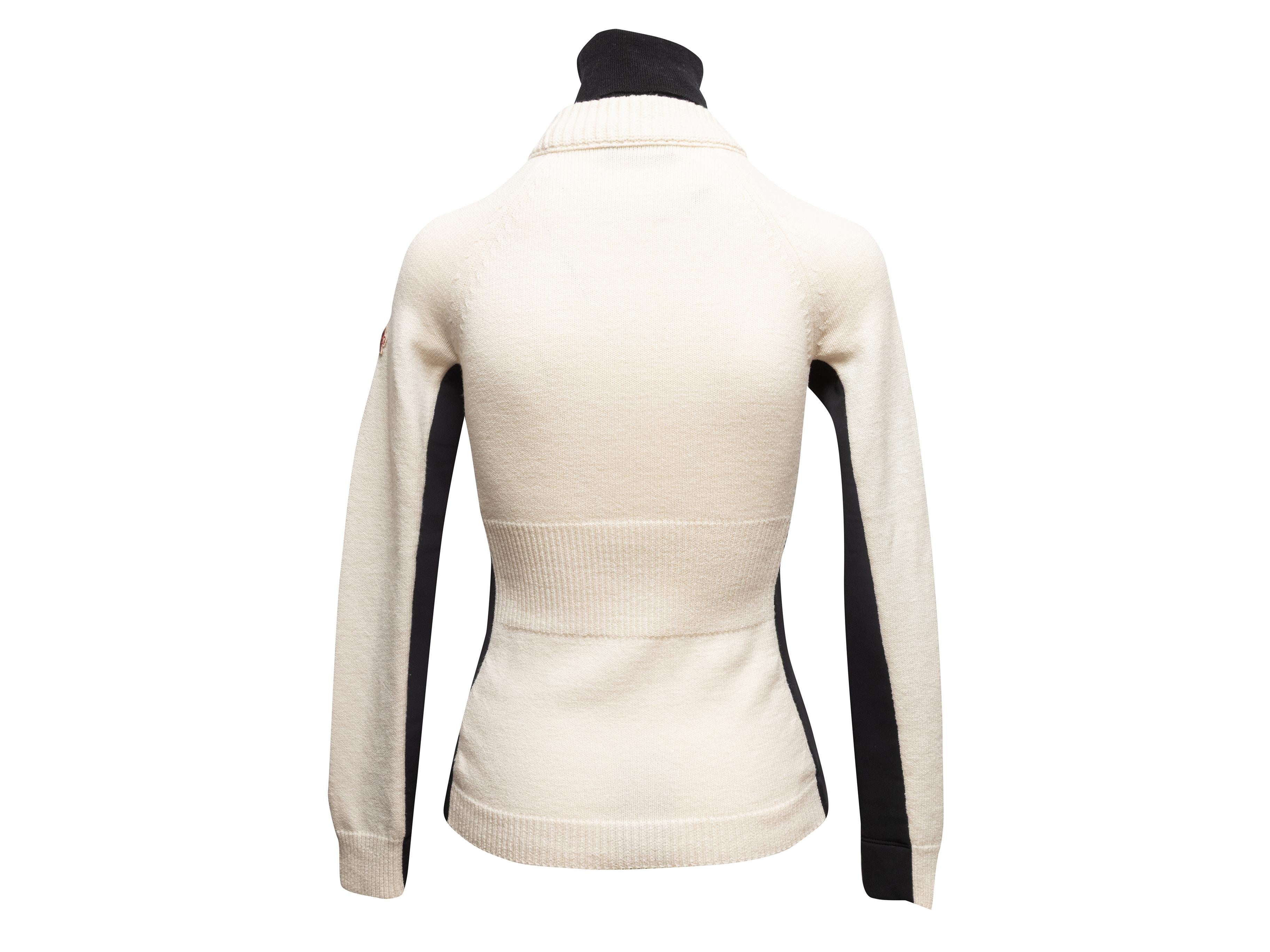 Beige Pull à col roulé Color Block Moncler blanc et noir Taille US XS en vente