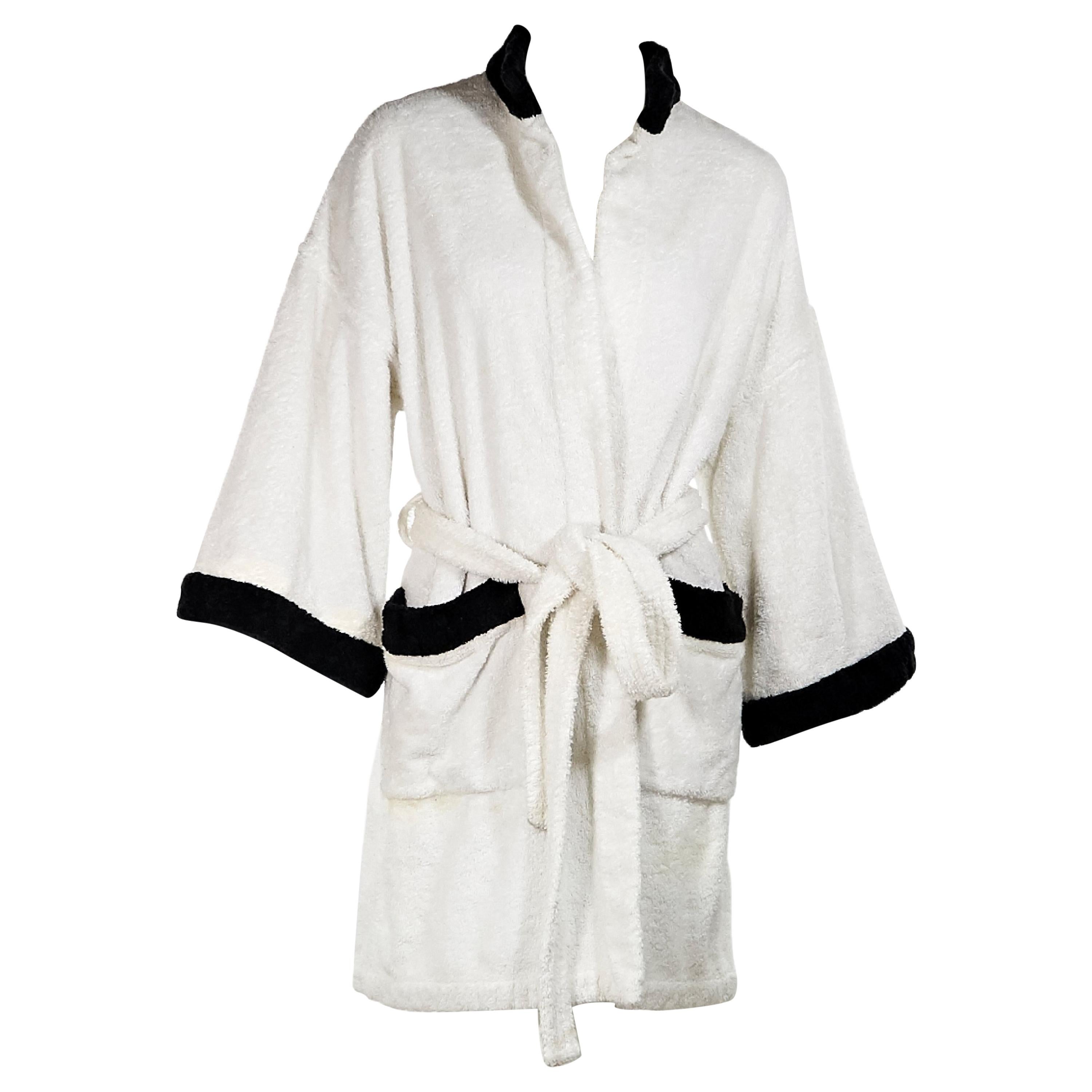 White and Black Vintage Chanel Bathrobe For Sale at 1stDibs