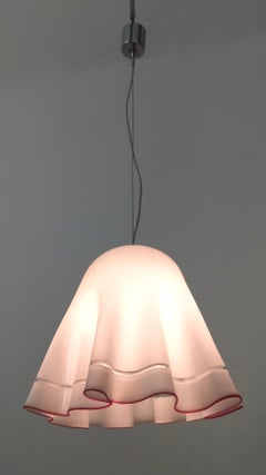 Pendentif postmoderne en verre soufflé blanc Mod. Zenda de Luciano Vistosi, Italie