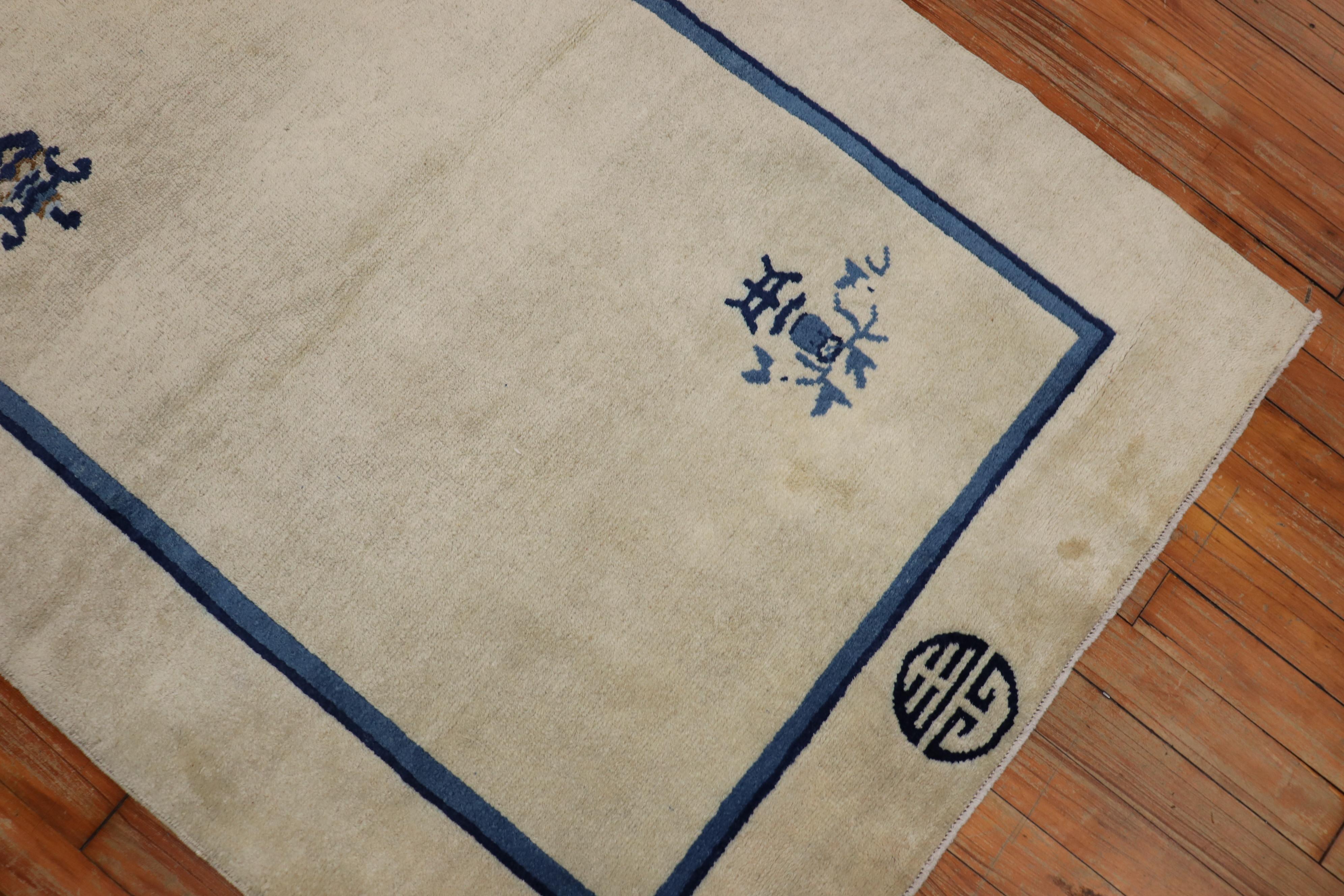 White Blue Color Early 20th Century Antique Chinese Oriental Rug In Good Condition In New York, NY