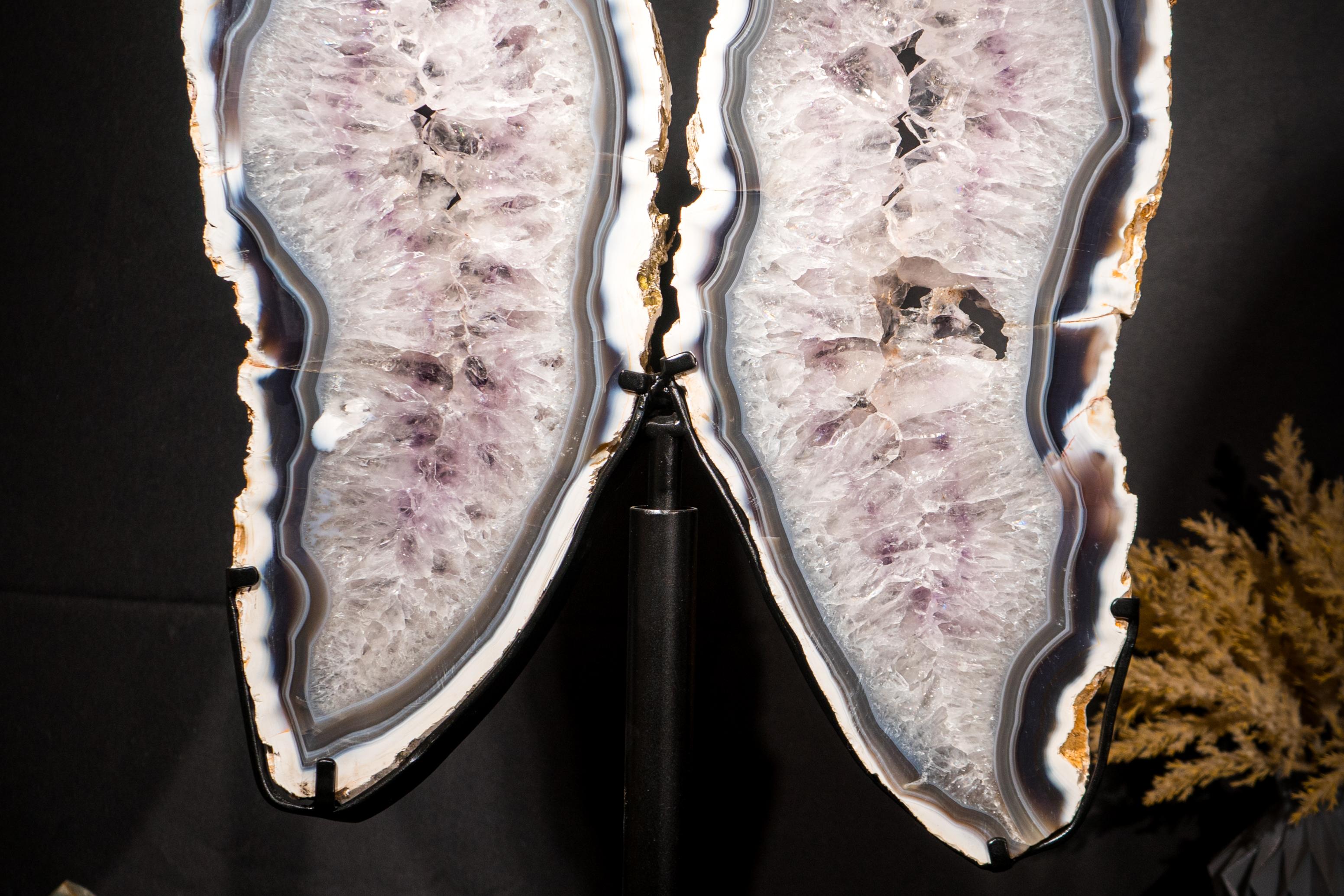 Geode con ali di farfalla in agata bianca e blu in vendita 1