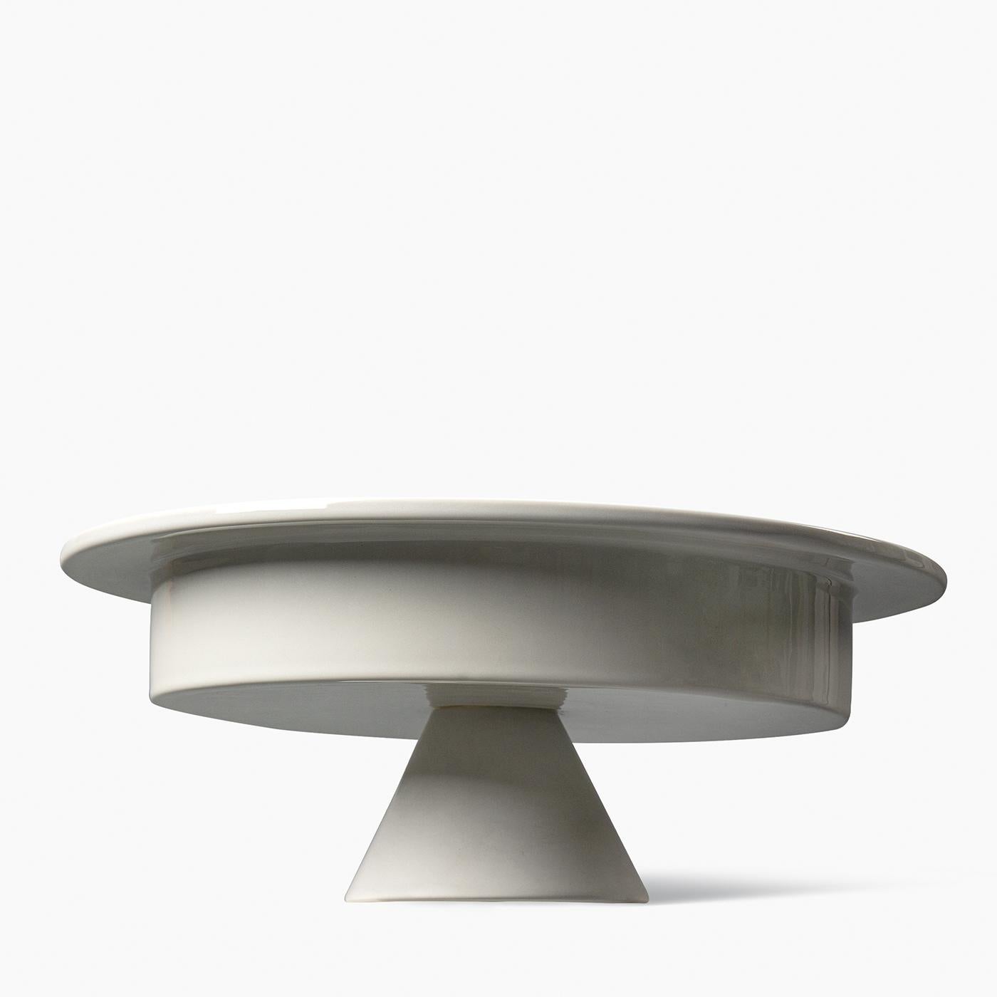 White Bolo Centerpiece by Karim Rashid (21. Jahrhundert und zeitgenössisch) im Angebot