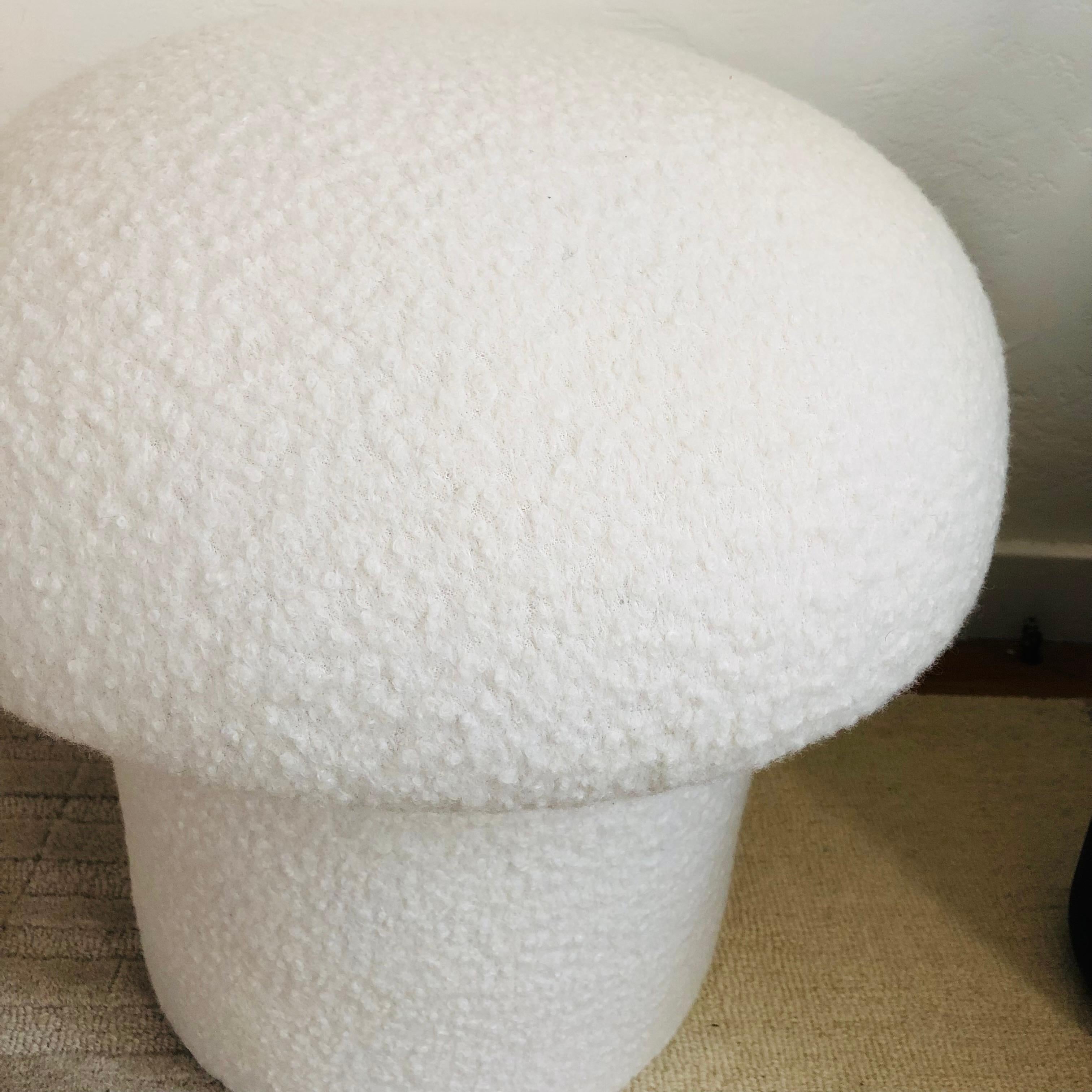 Mushroom Ottoman in White Boucle In New Condition In Fairfield, CA