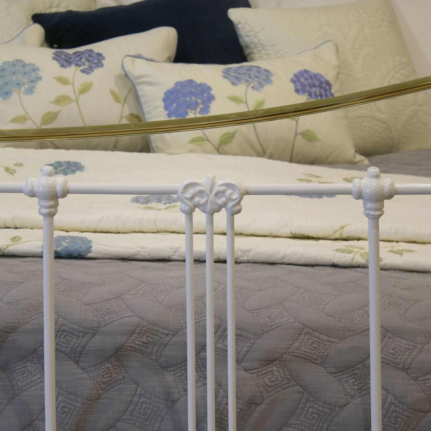 White Brass and Iron Bed, MSK48 In Good Condition In Wrexham, GB