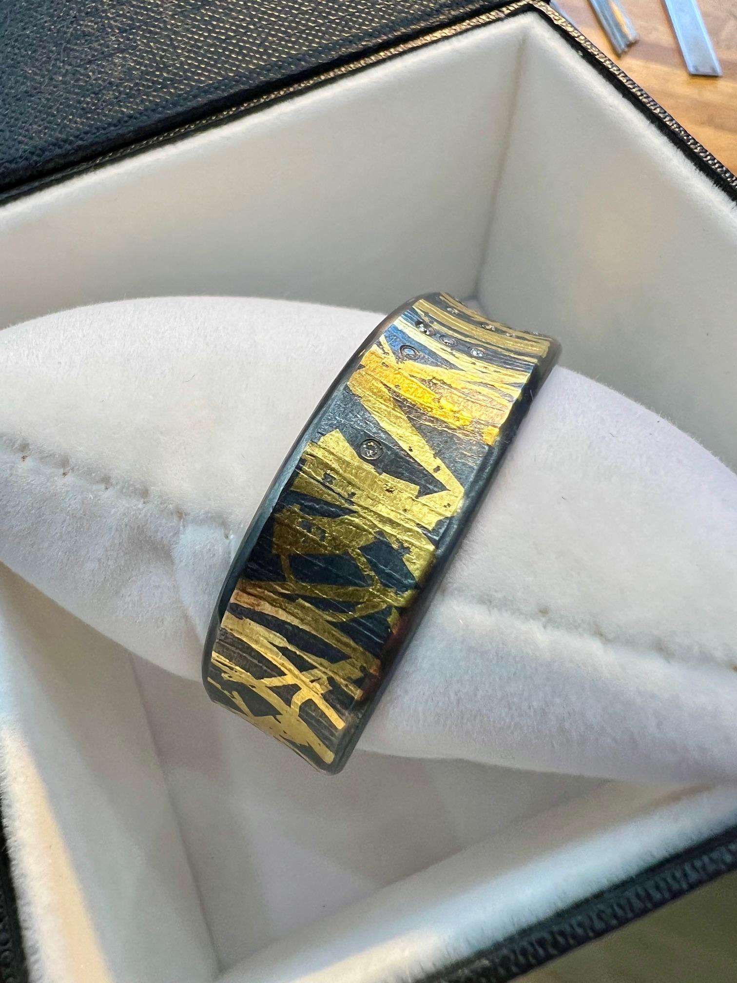 White Brilliant Diamond Scattered 24K Keum-boo Gold Leaf Cuff Bracelet For Sale 4