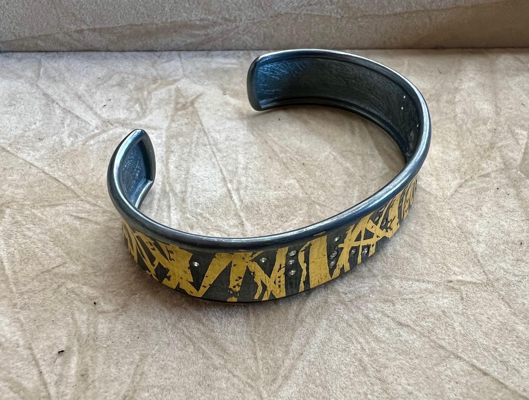White Brilliant Diamond Scattered 24K Keum-boo Gold Leaf Cuff Bracelet In New Condition For Sale In Boulder, CO